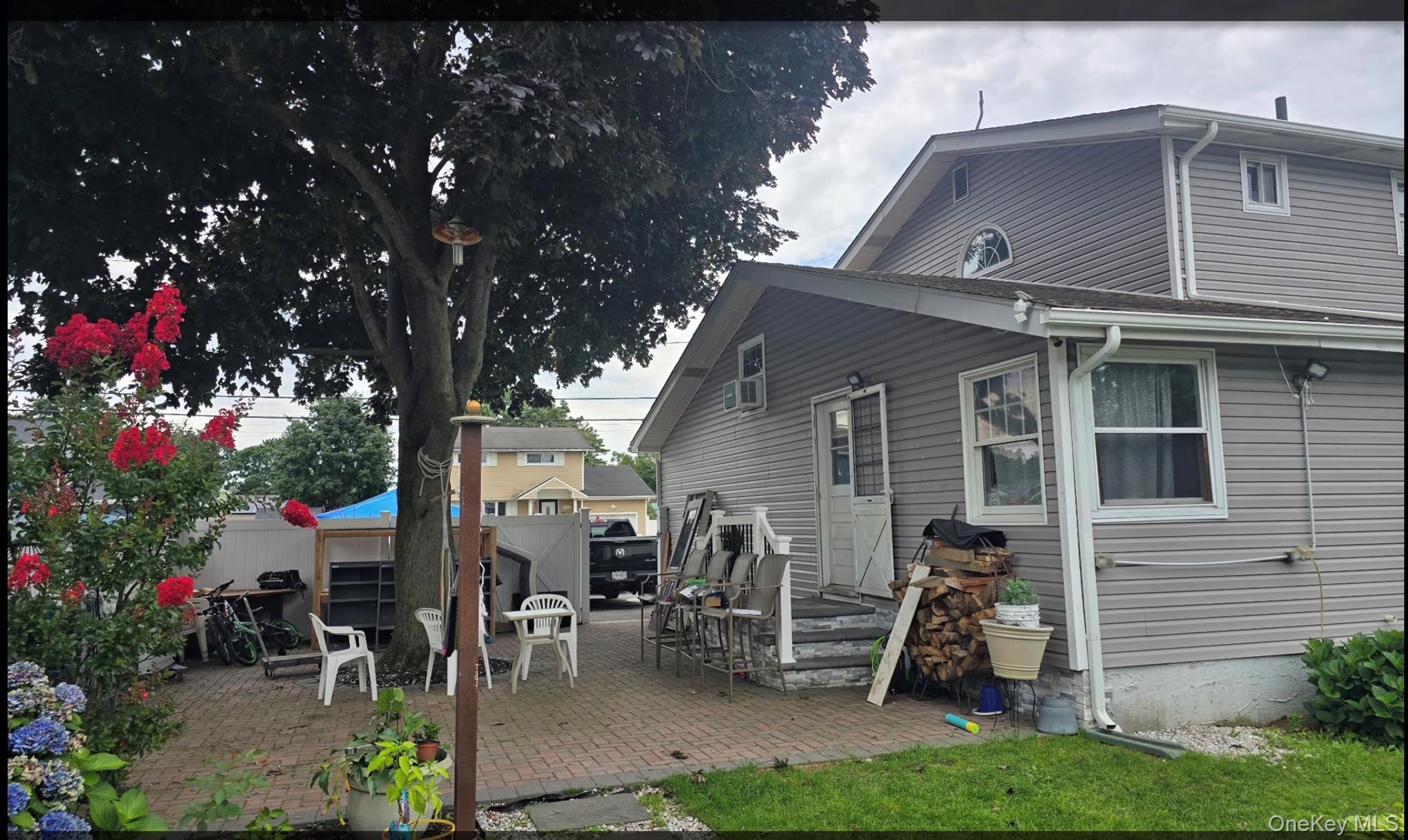 3rd image of 353 Barleau St, Islip, NY 11717 | MLS# 1033864