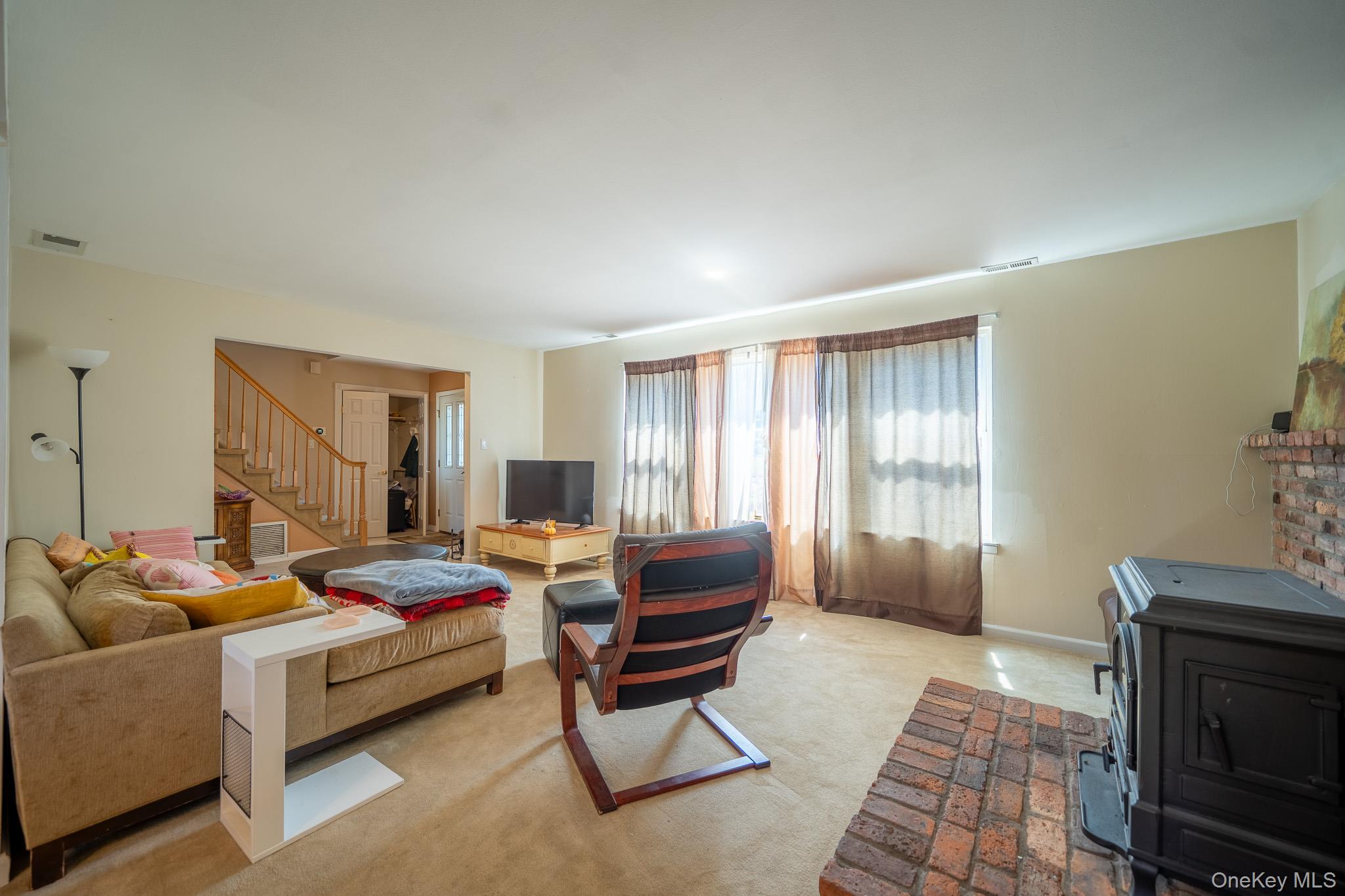 4th image of 9 Michael Ct, Brookhaven, NY 11720 | MLS# 1033886