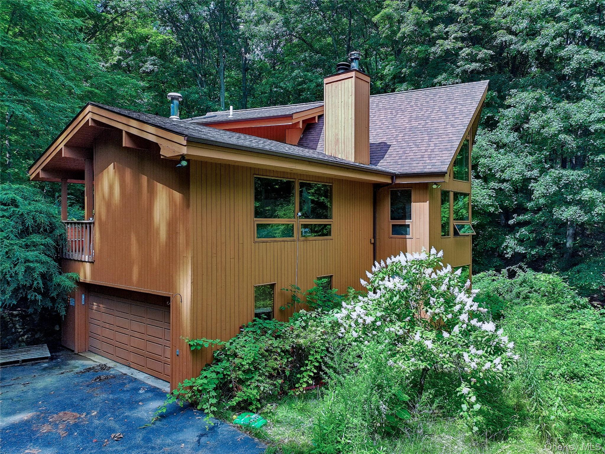 2nd image of 69 Canopus Hill Rd, Putnam Valley, NY 10579 | MLS# 1033894