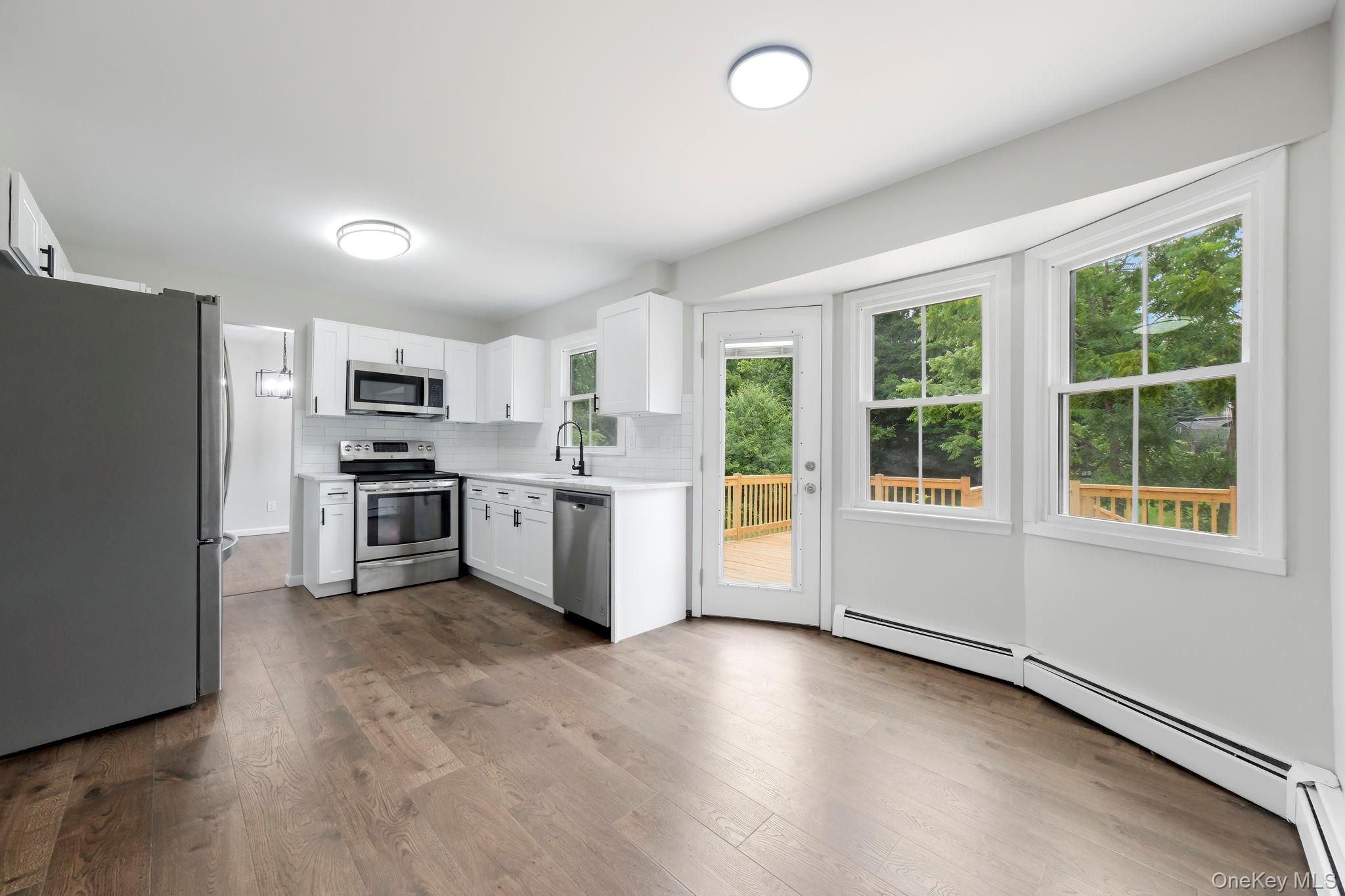 5th image of 4 Sturr Ln, Warwick (town), NY 10921 | MLS# 1033899