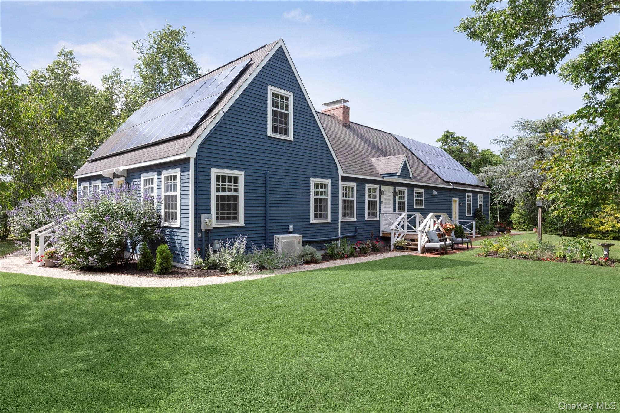 1st image of 9 Aberdeen Ln, Southampton, NY 11968 | MLS# 1033910