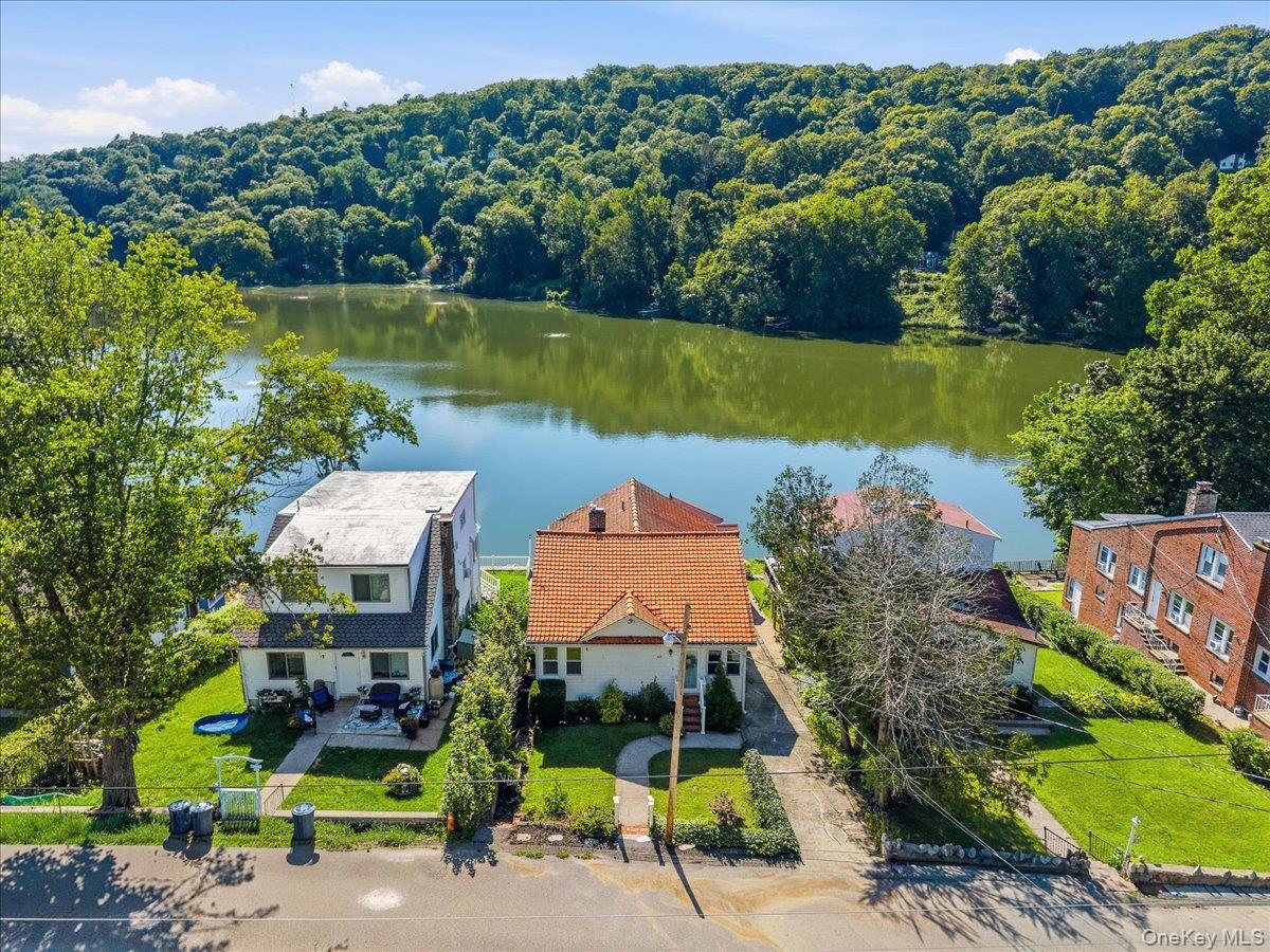 2nd image of 65 Lake Dr, Putnam Valley, NY 10537 | MLS# 1033944