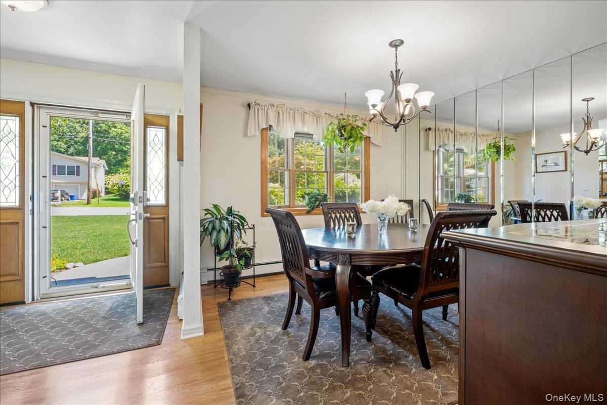 3rd image of 28 Winthrop Dr, Cortlandt, NY 10567 | MLS# 1033960