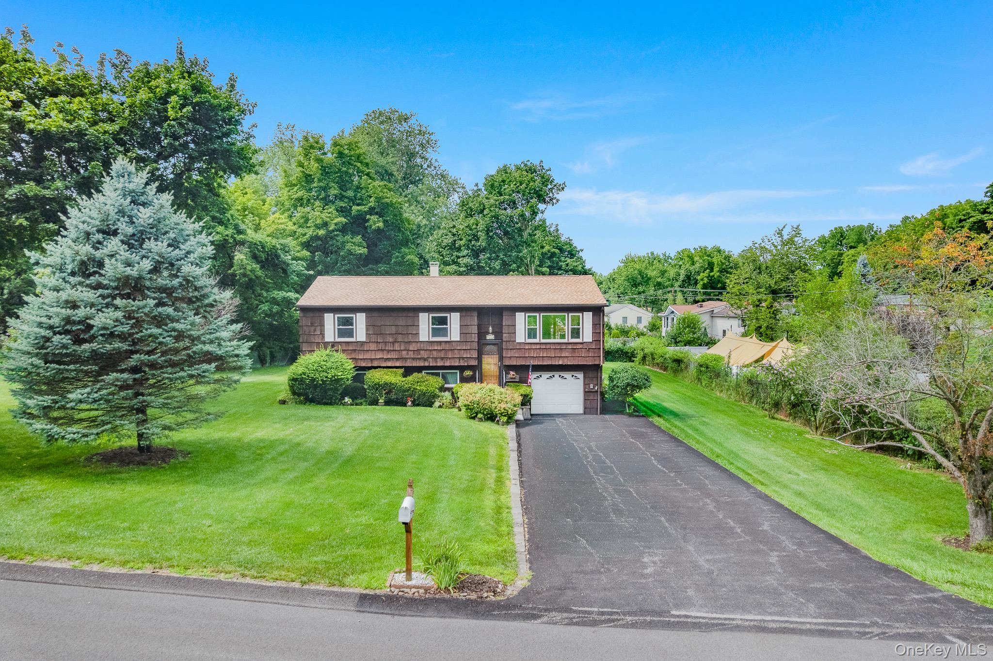 2nd image of 26 Bowdoin Ln, Wappinger, NY 12590 | MLS# 1033993