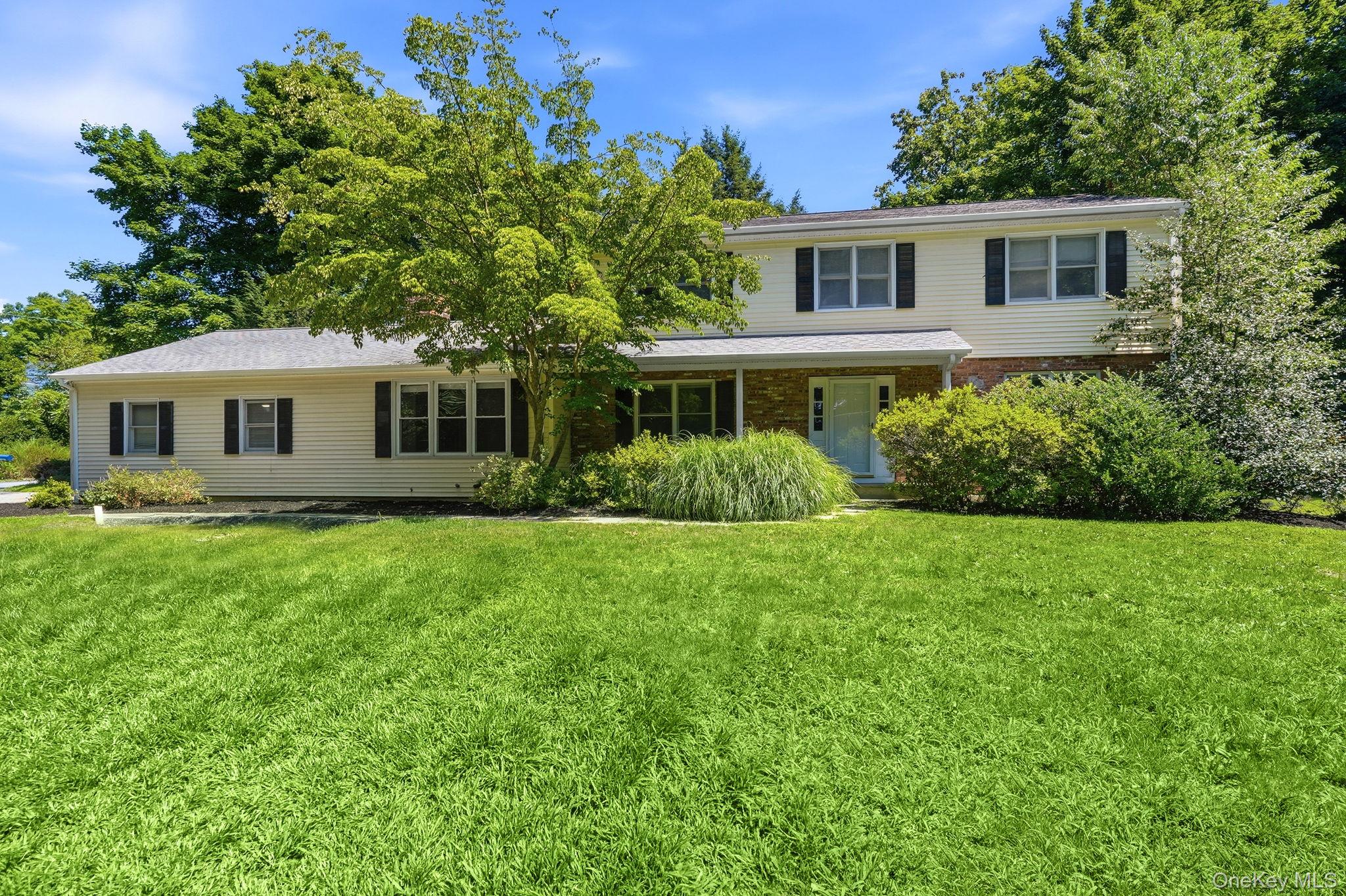 1st image of 5 Hampton Pl, Bedford, NY 10536 | MLS# 1033996