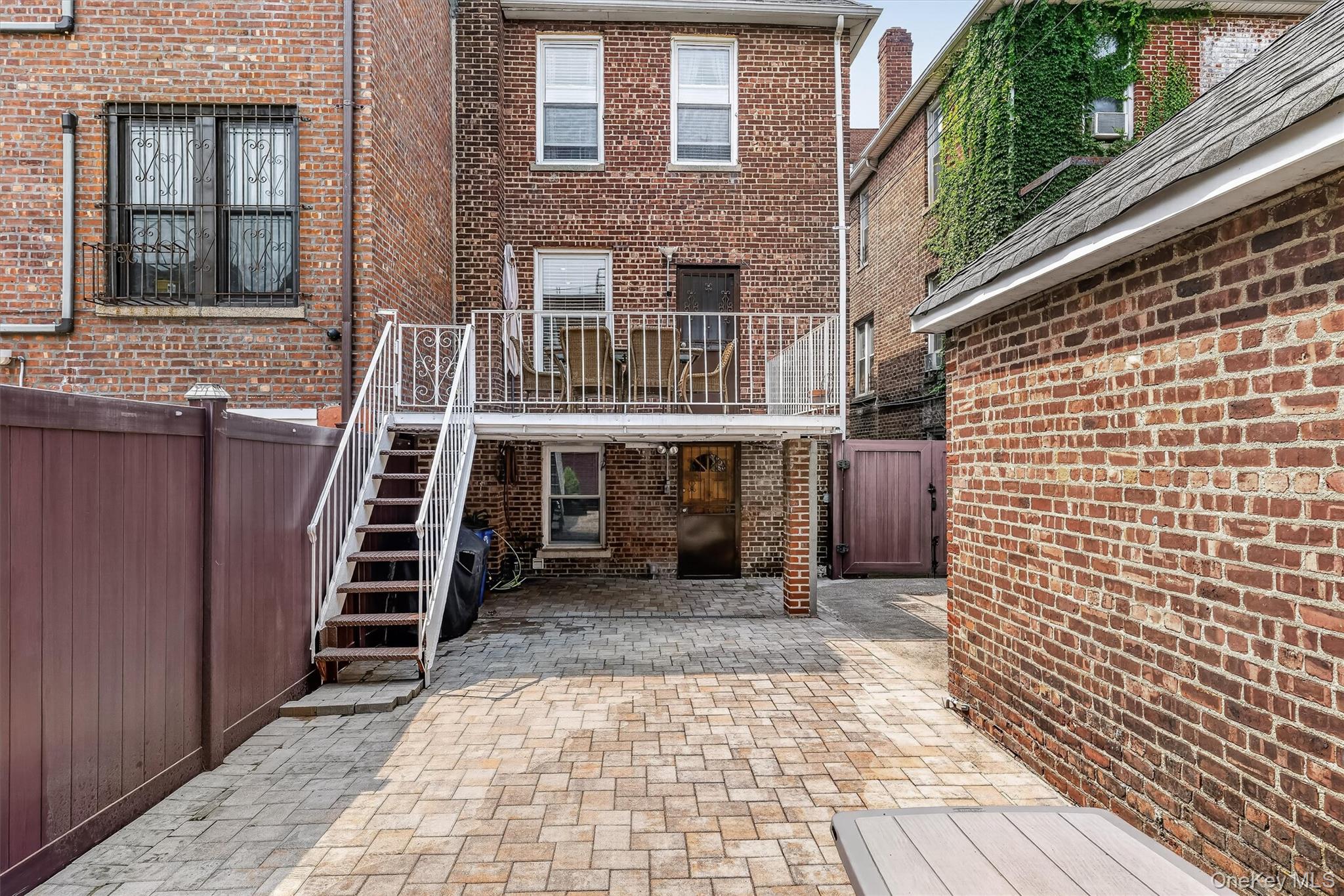 48th image of 2218 Holland Ave, New York, NY 10467 | MLS# 1034028