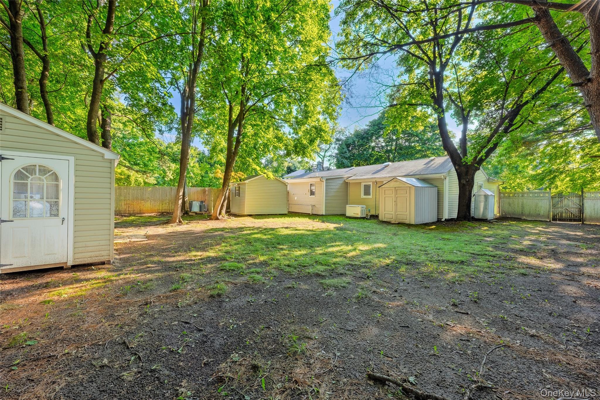 31st image of 797 Waverly Ave, Islip, NY 11742 | MLS# 1034037