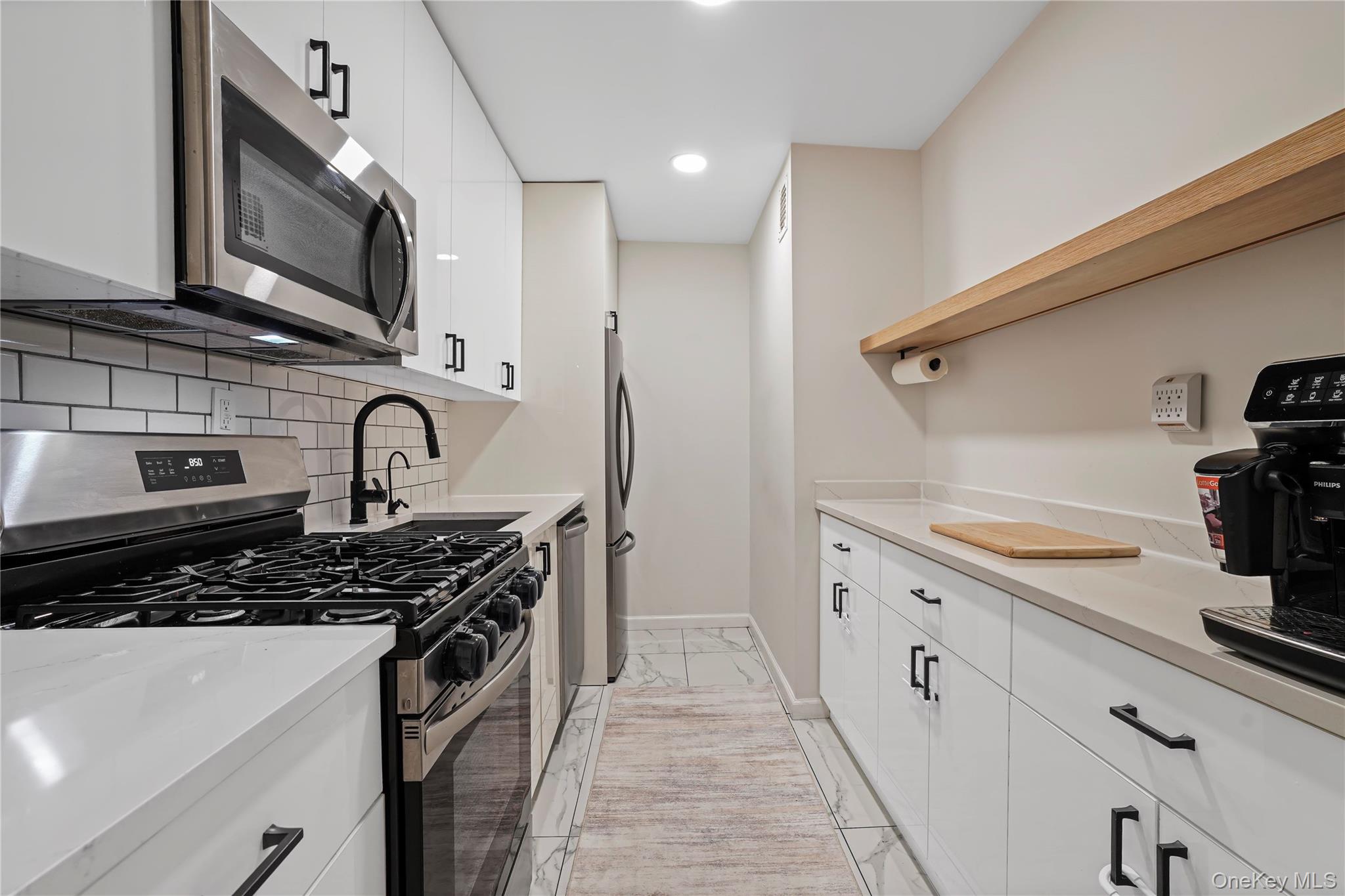 1st image of 151-25 88Th St #4E, New York, NY 11414 | MLS# 1034053