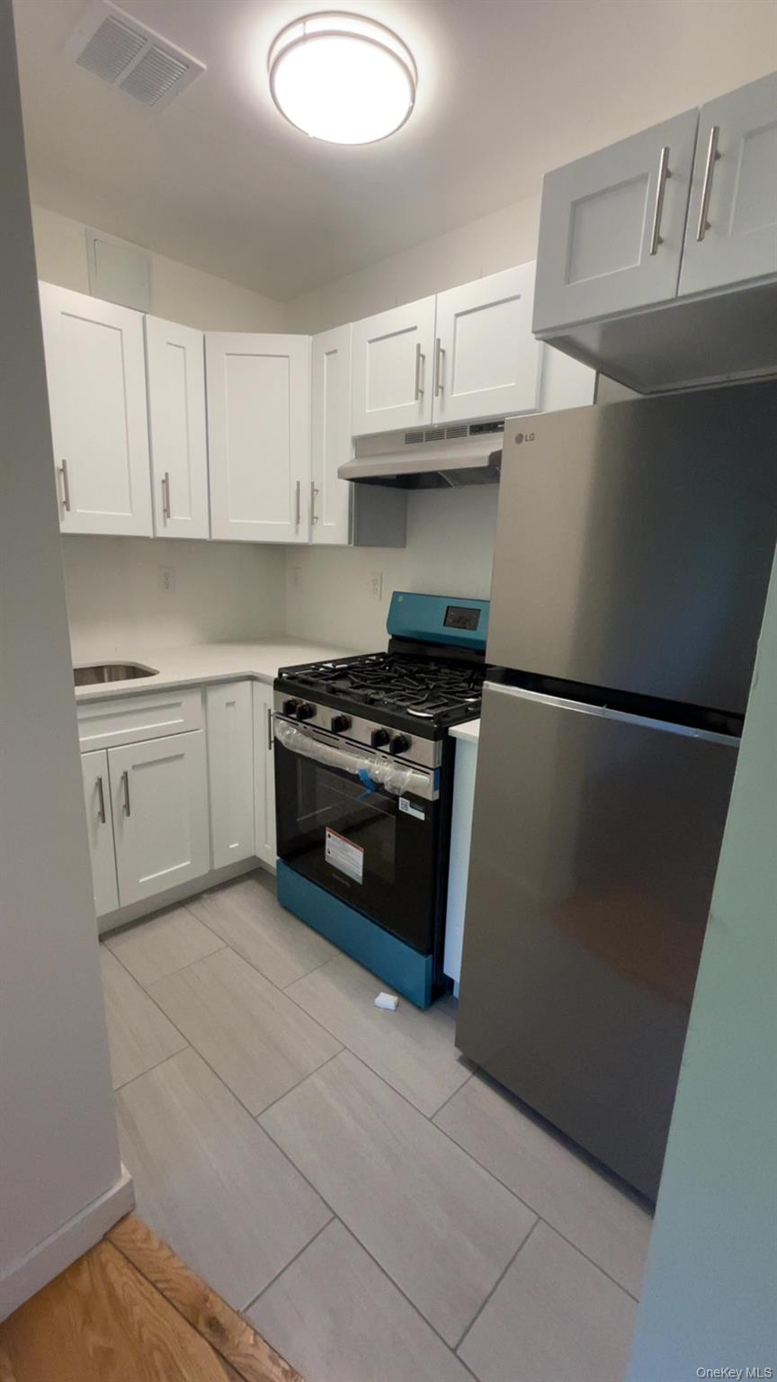 2nd image of 671 Bronx River Rd #LG, Yonkers, NY 10704 | MLS# 1034059