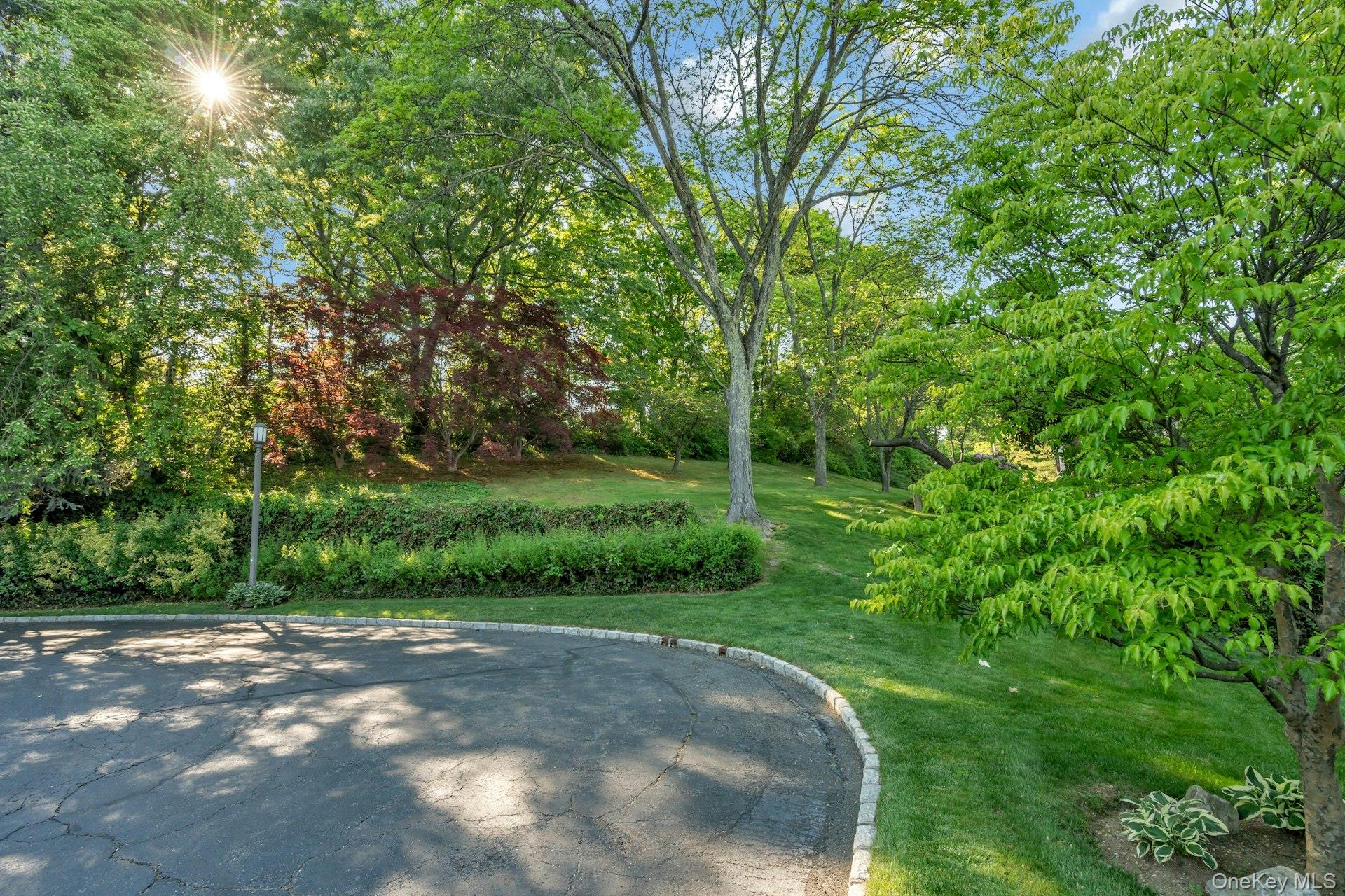 2nd image of 177 Gannet Ct #Belaire, North Hempstead, NY 11030 | MLS# 1034201