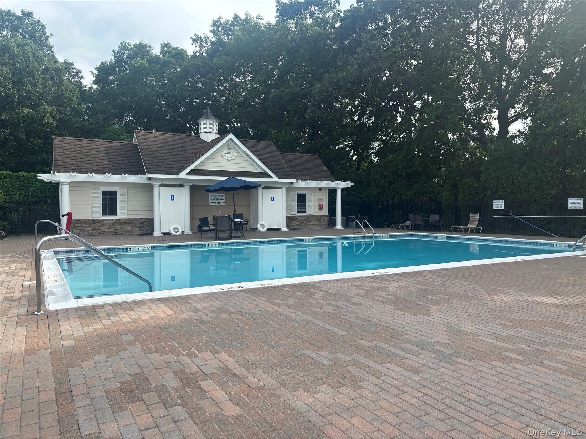 2nd image of 460 Old Town Rd #26M, Brookhaven, NY 11776 | MLS# 1034235