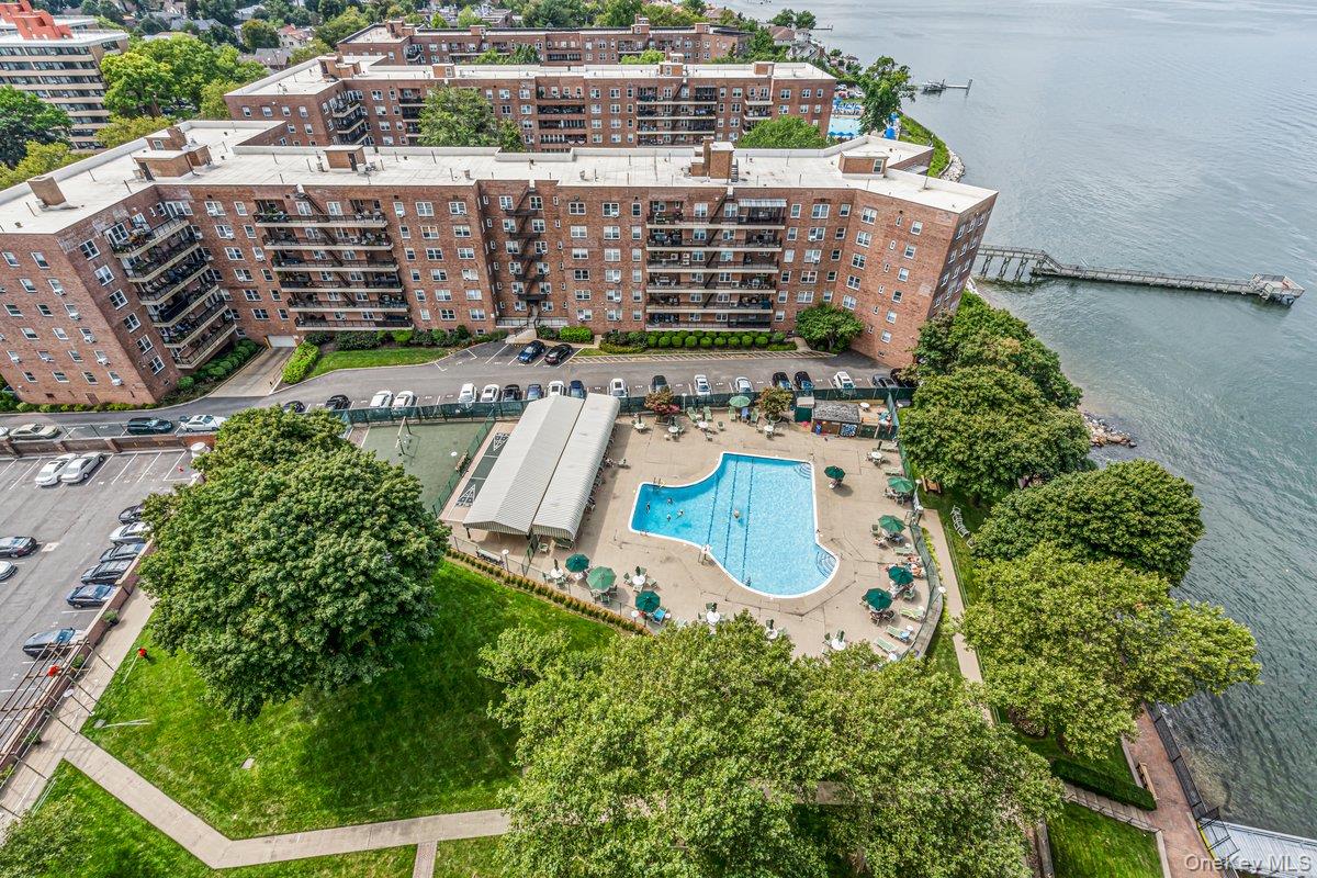 35th image of 166 25 Powells Cove Blvd #18C, New York, NY 11357 | MLS# 1034296