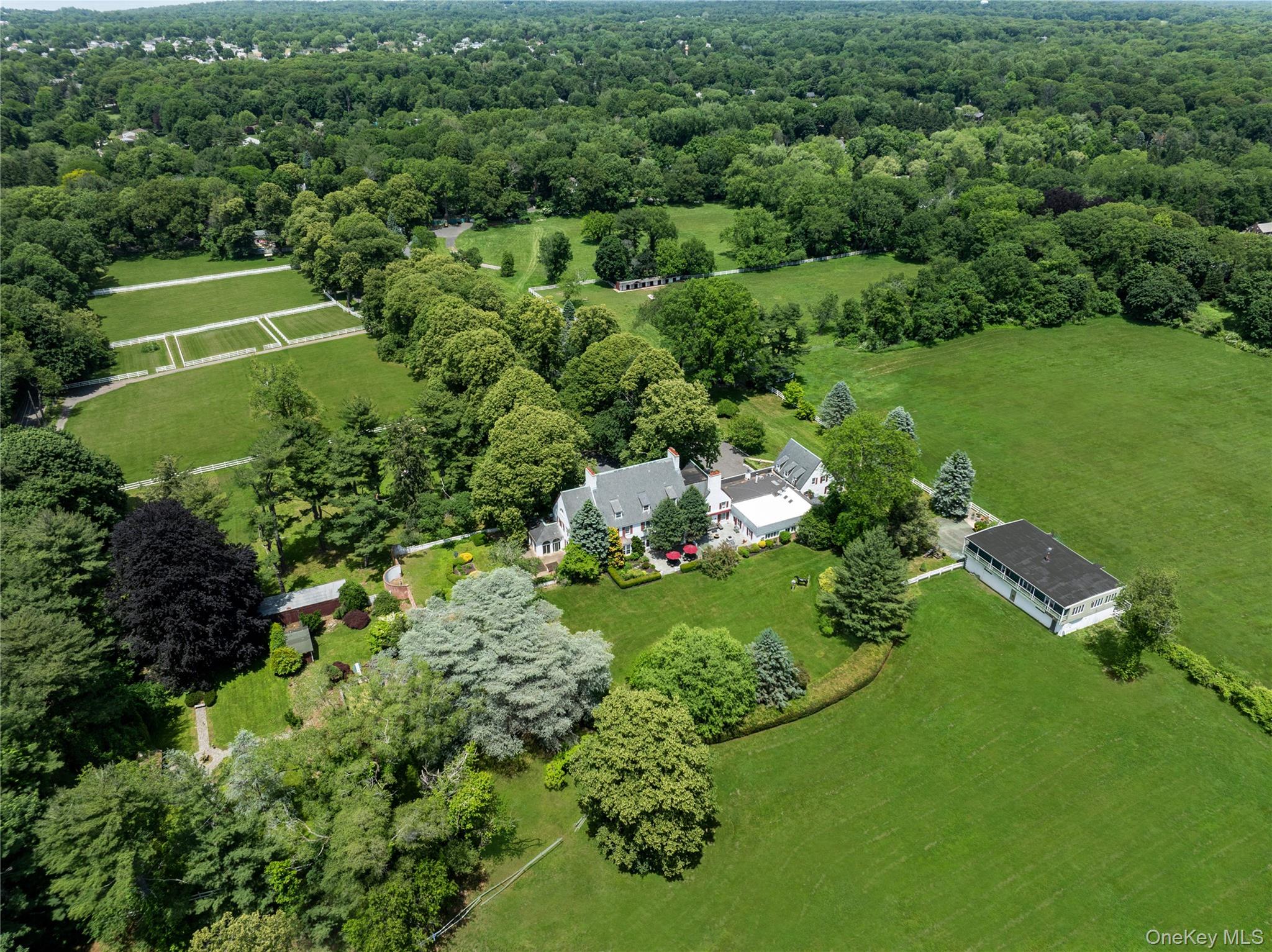 2nd image of 97 A Pound Hollow Rd, Oyster Bay, NY 11545 | MLS# 1034316