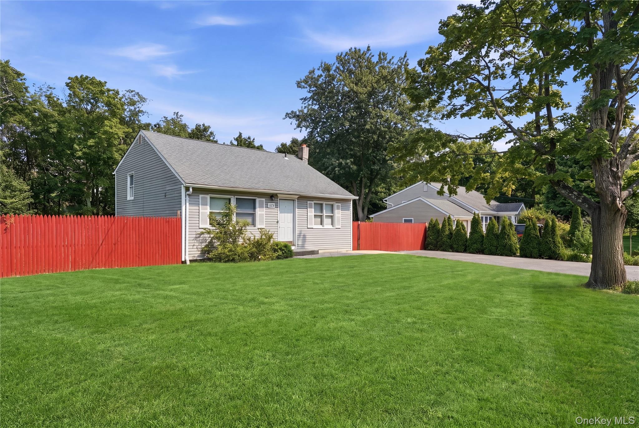 3rd image of 949 Taylor Ave, Brookhaven, NY 11772 | MLS# 1034333