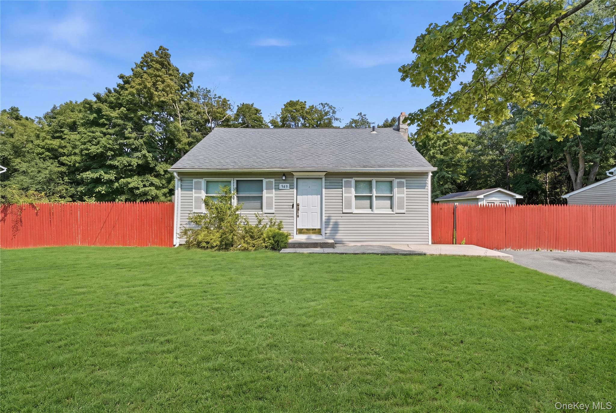 1st image of 949 Taylor Ave, Brookhaven, NY 11772 | MLS# 1034333