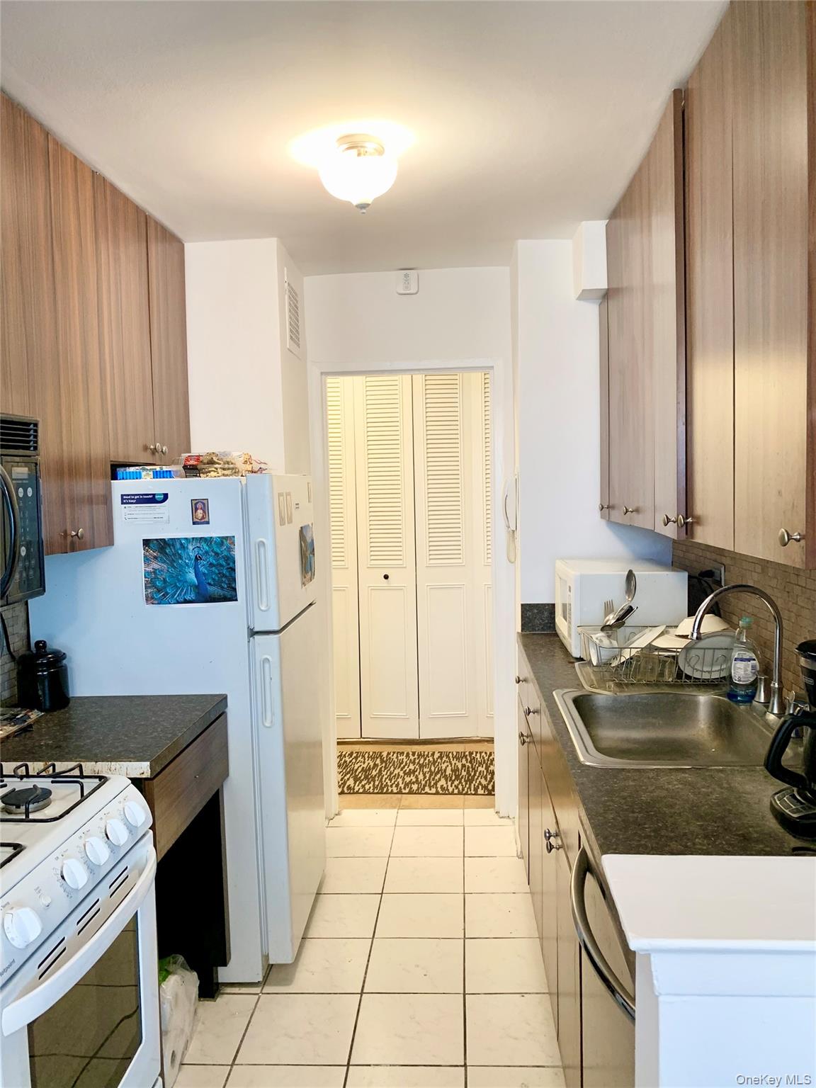 5th image of 17-85 215 Street #1R, New York, NY 11360 | MLS# 1034400