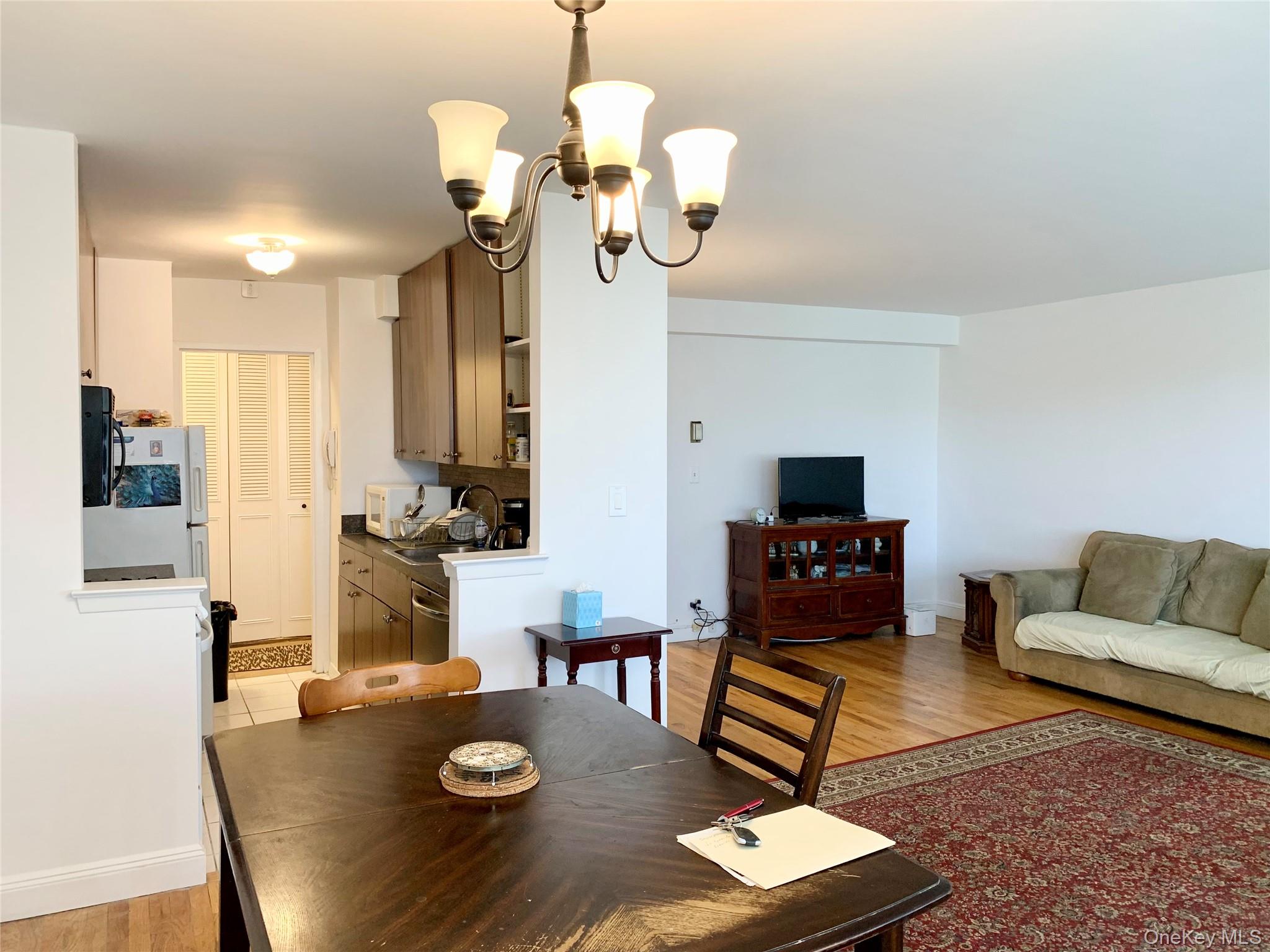 3rd image of 17-85 215 Street #1R, New York, NY 11360 | MLS# 1034400