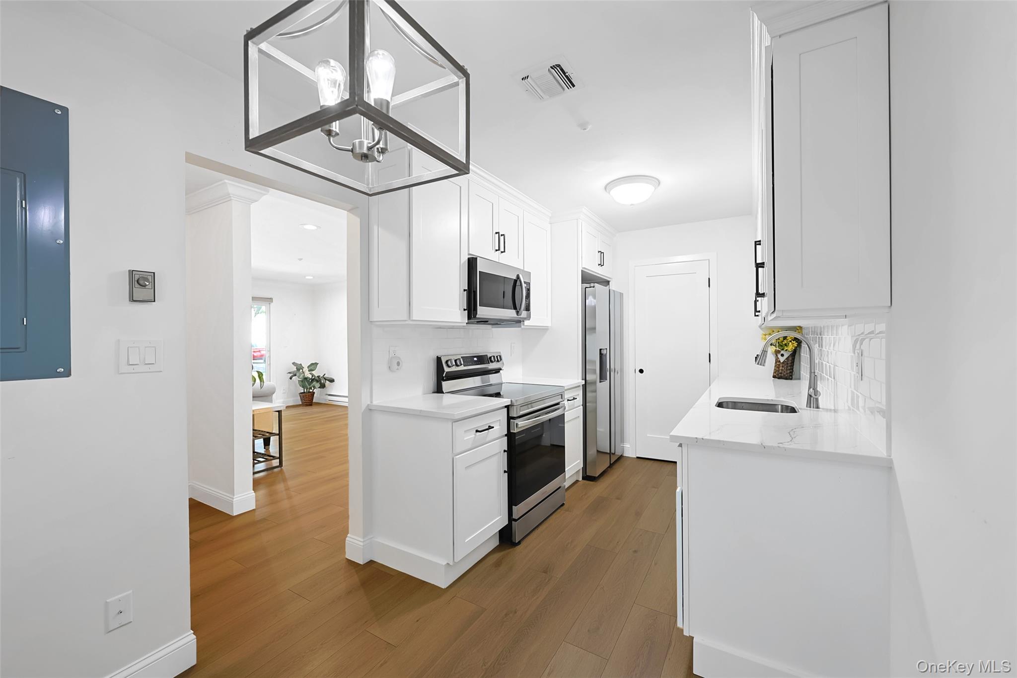 1st image of 708 W Cabot Ct #708, Smithtown, NY 11780 | MLS# 1034423