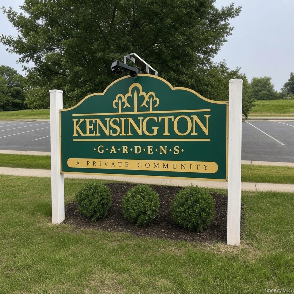 22nd image of 404 Lennox Dr #404, Smithtown, NY 11780 | MLS# 1034442