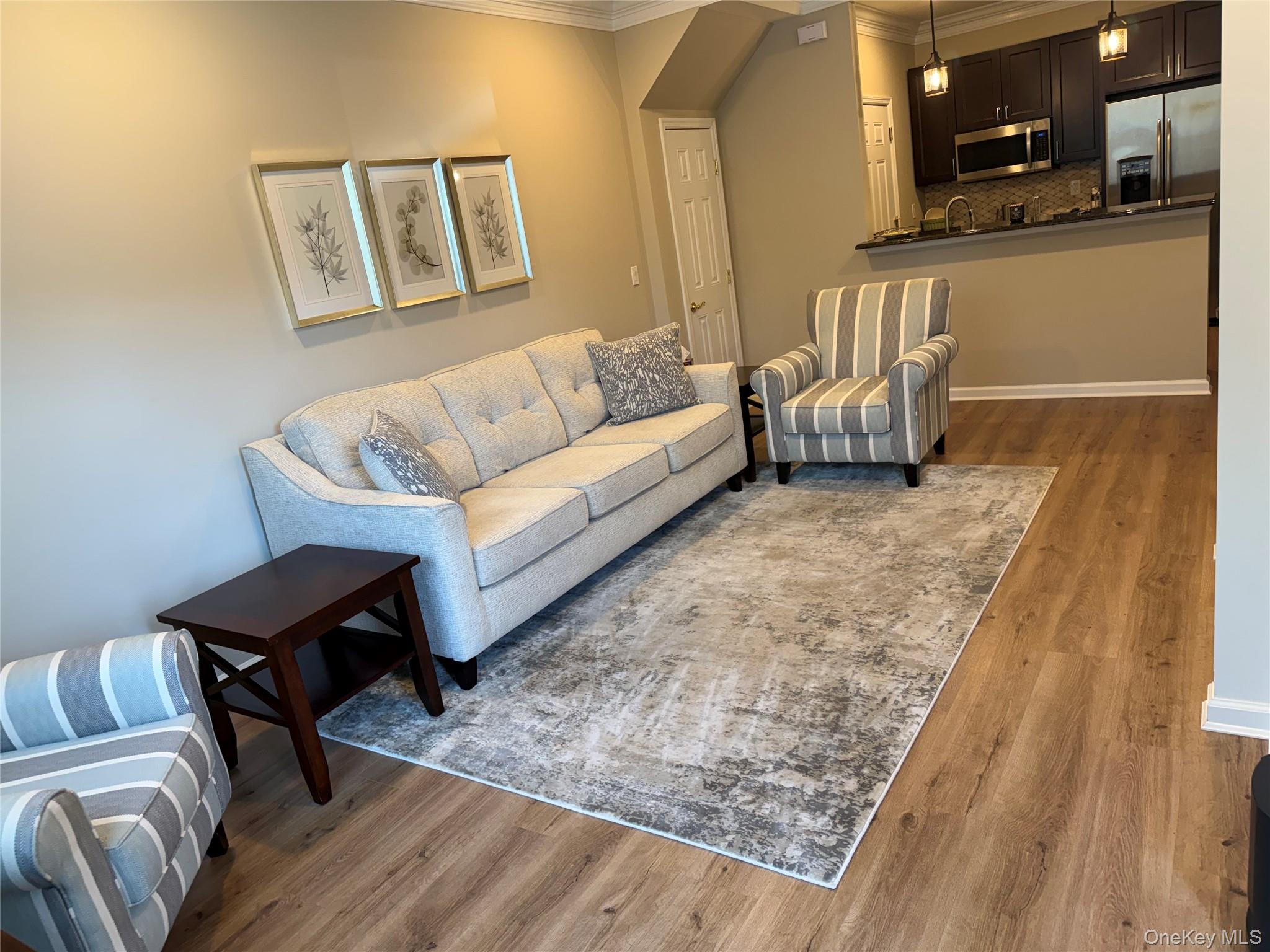 3rd image of 404 Lennox Dr, Smithtown, NY 11780