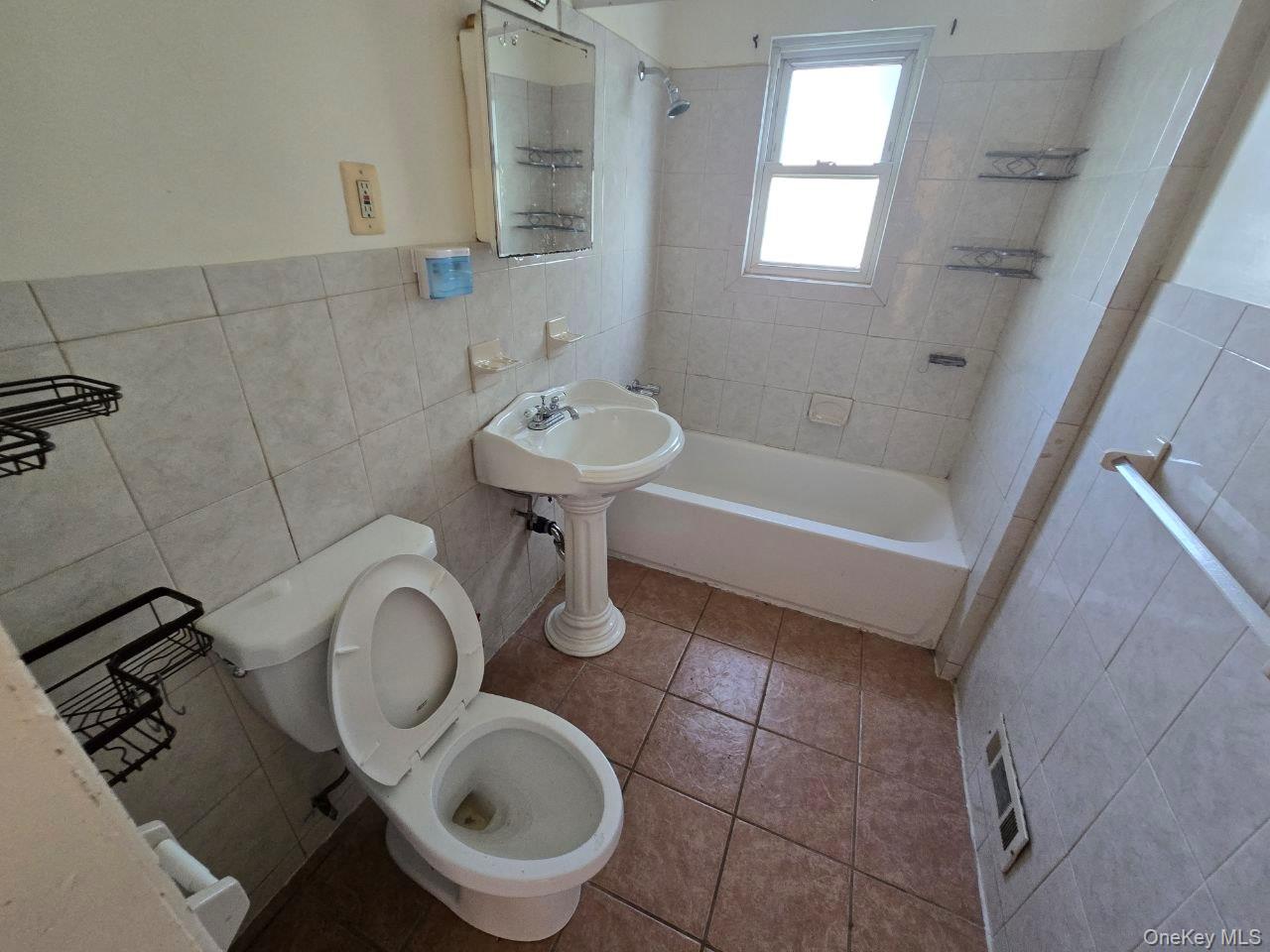 5th image of 462 S 3Rd Ave, Mount Vernon, NY 10550 | MLS# 1034494