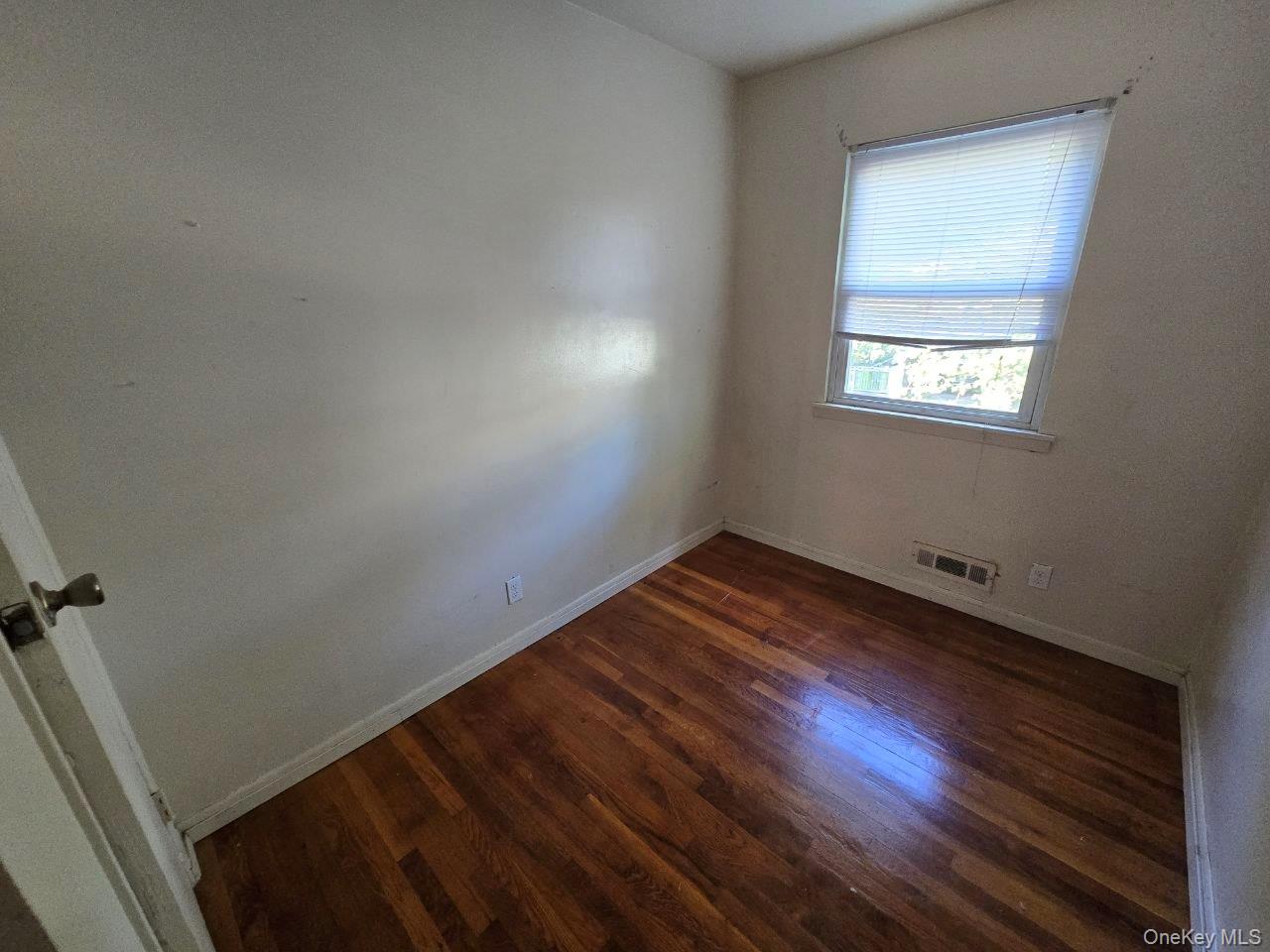 3rd image of 462 S 3Rd Ave, Mount Vernon, NY 10550 | MLS# 1034494