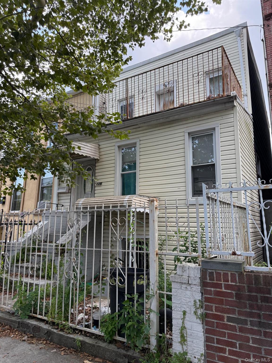 2nd image of 126 Crystal St, New York, NY 11208 | MLS# 1034564