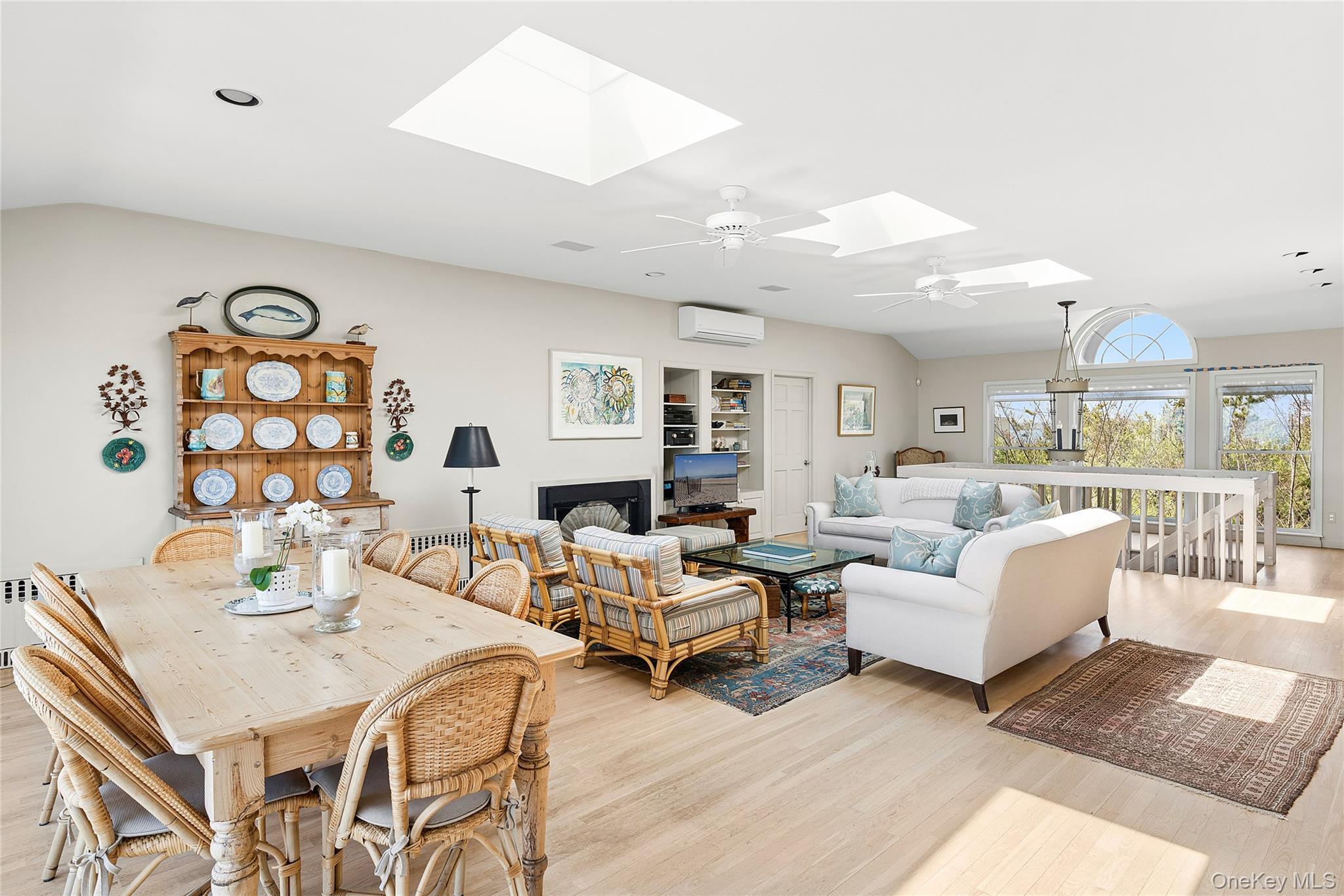 5th image of 405 Dune Rd, Southampton, NY 11978 | MLS# 1034573