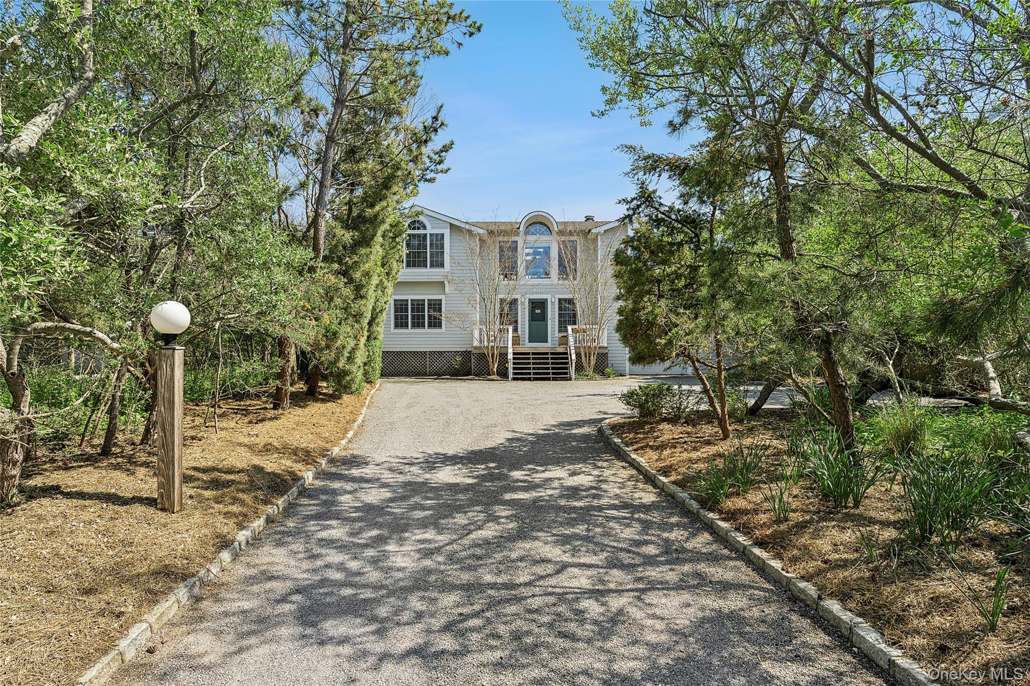 2nd image of 405 Dune Rd, Southampton, NY 11978 | MLS# 1034573