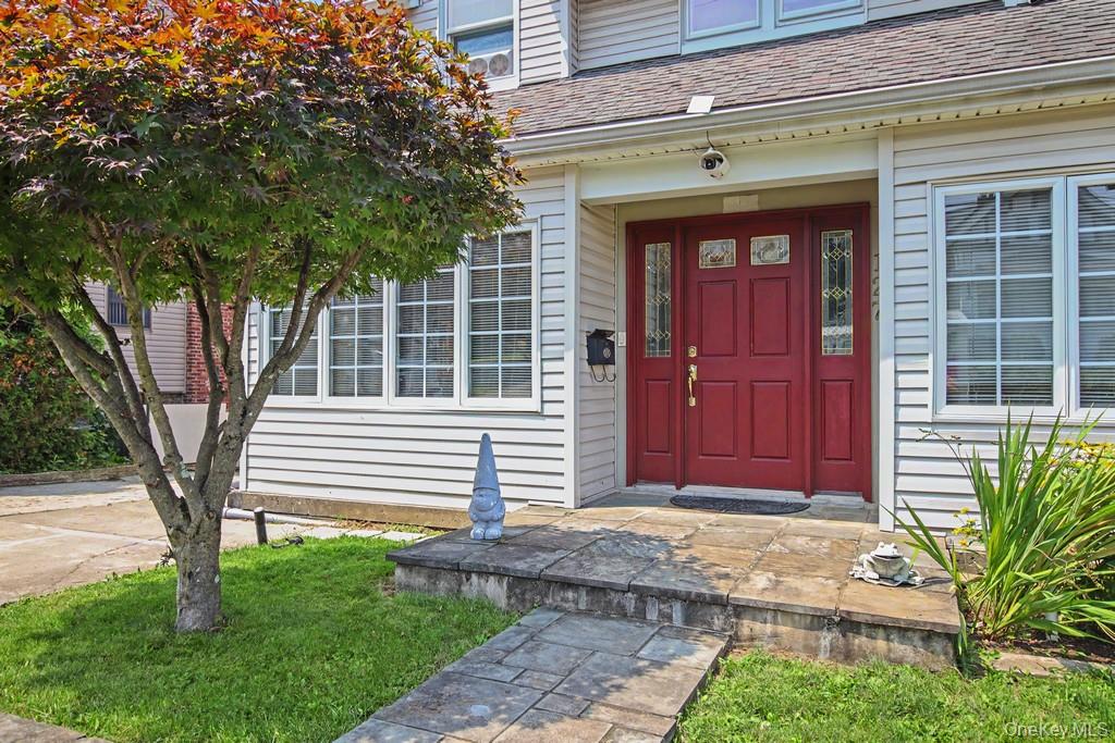 3rd image of 127 Wickes Ave, Yonkers, NY 10701 | MLS# 1034602