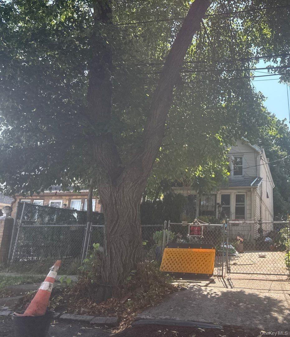 2nd image of 195 10 Sagamore Ave, New York, NY 11423 | MLS# 1034606
