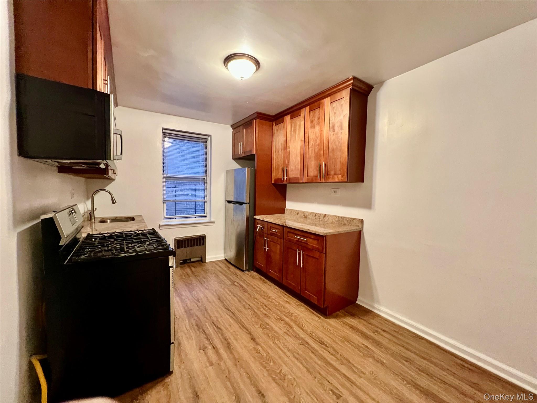 2nd image of 2080 Barnes Ave #5B, New York, NY 10462 | MLS# 1034613