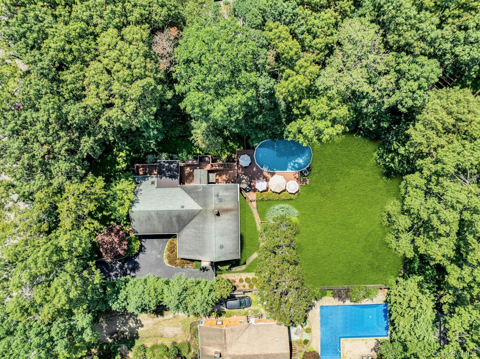 1st image of 29 Columbine Ave N, Southampton, NY 11946 | MLS# 1034637