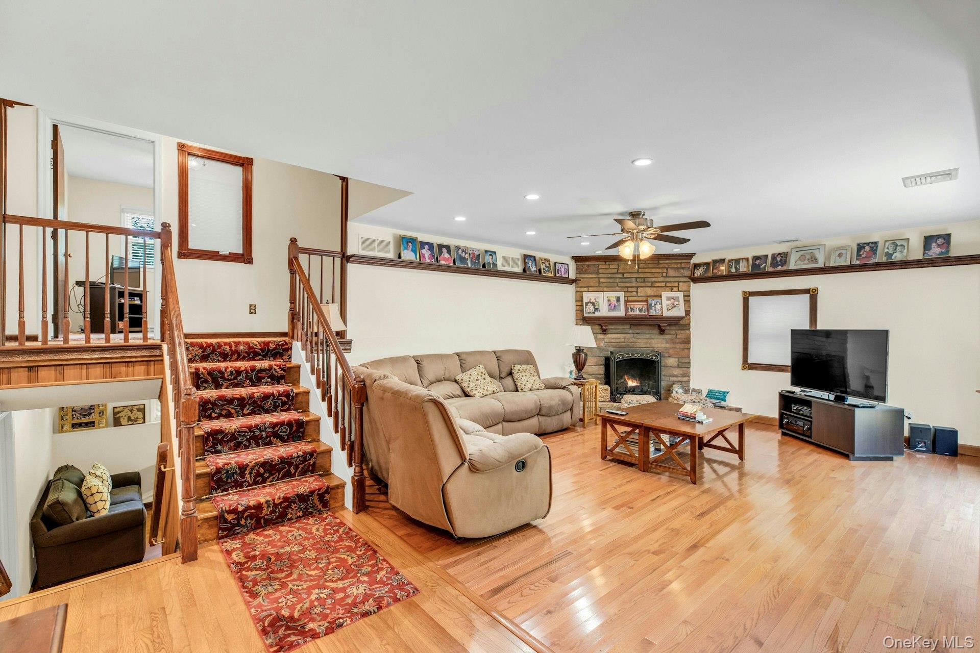 5th image of 29 Columbine Ave N, Southampton, NY 11946 | MLS# 1034637