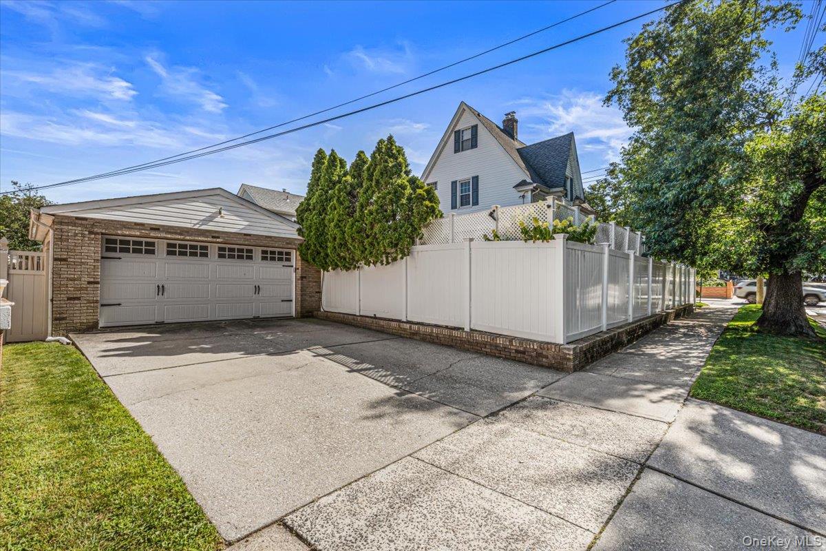 4th image of 1003 149Th St, New York, NY 11357 | MLS# 1034648
