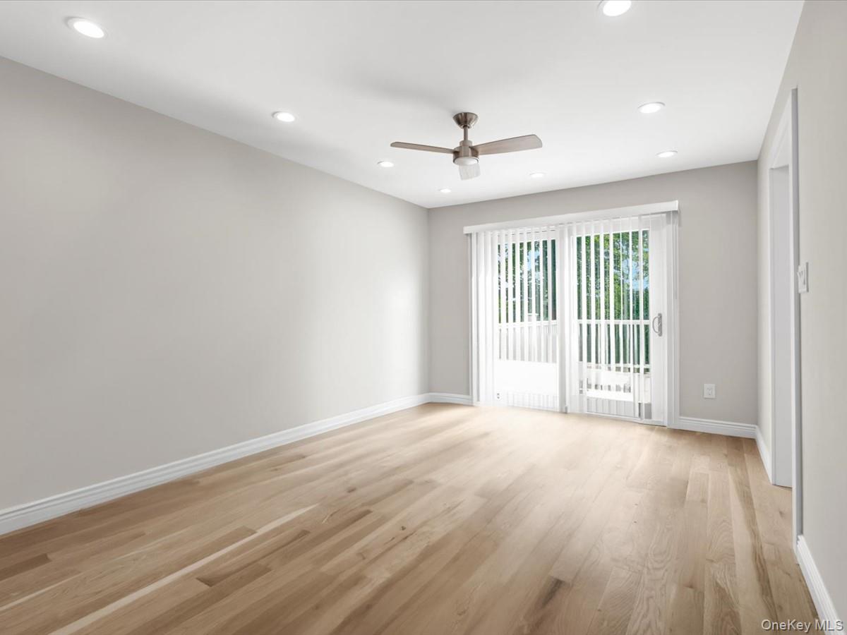 5th image of 10 W Terrace Rd, North Hempstead, NY 11021 | MLS# 1034680