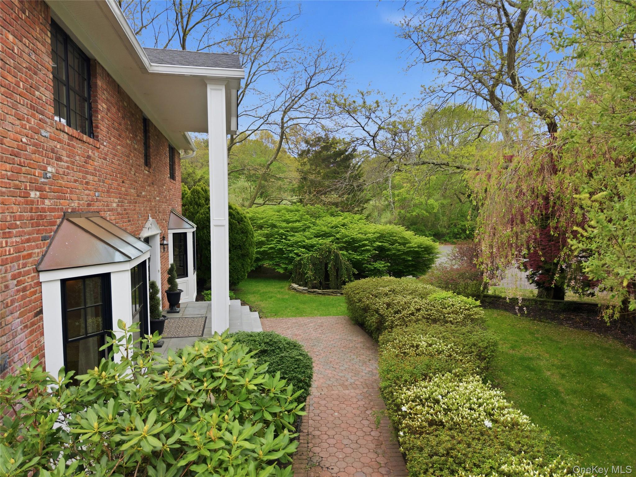 2nd image of 21 Sleepy Ln, Huntington, NY 11747 | MLS# 1034684