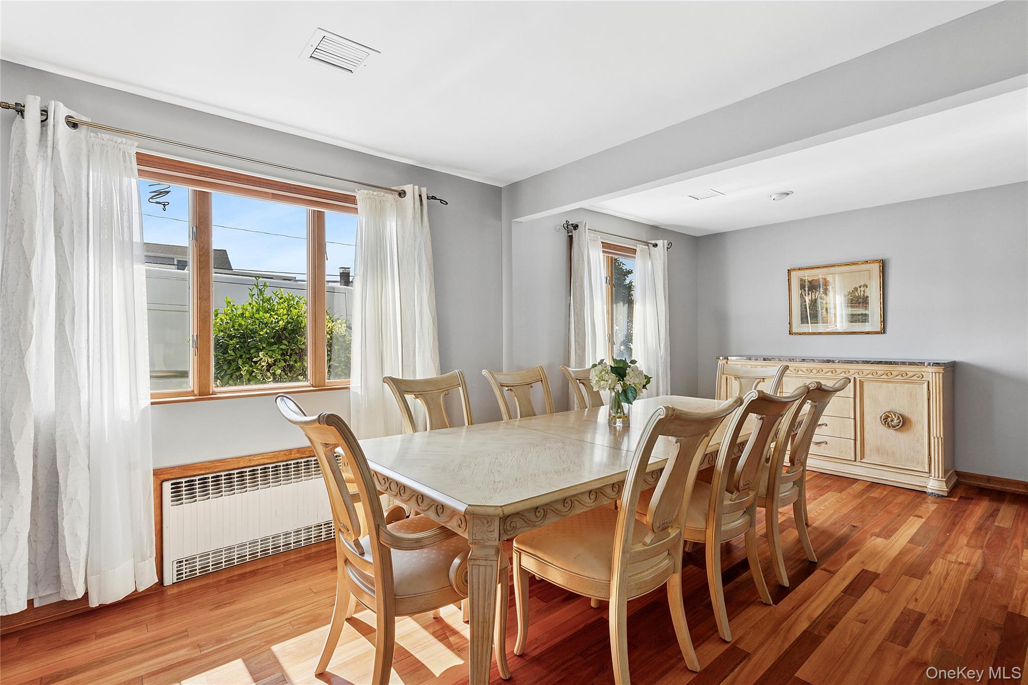 5th image of 39 Jackson Pl, Oyster Bay, NY 11758 | MLS# 1034701