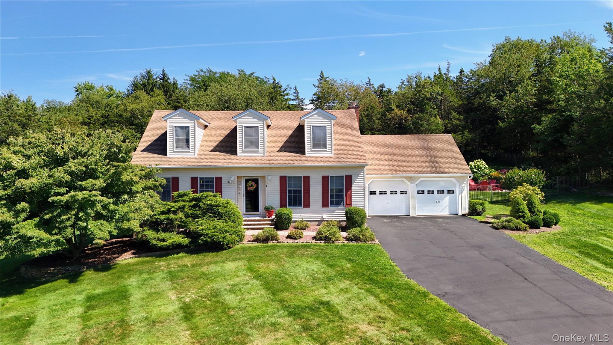 2nd image of 1 Cedar Hill Dr, Warwick (town), NY 10990 | MLS# 1034702
