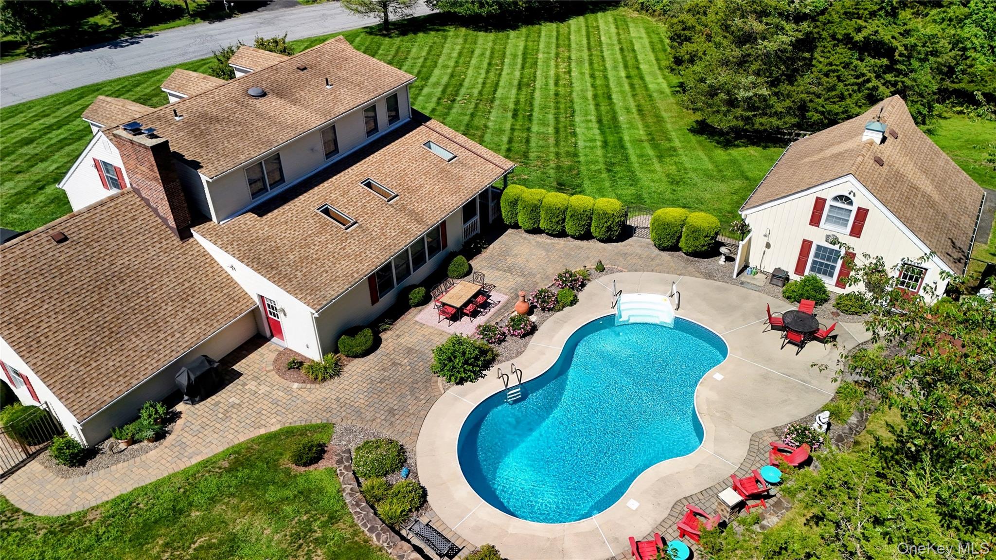 1st image of 1 Cedar Hill Dr, Warwick (town), NY 10990 | MLS# 1034702