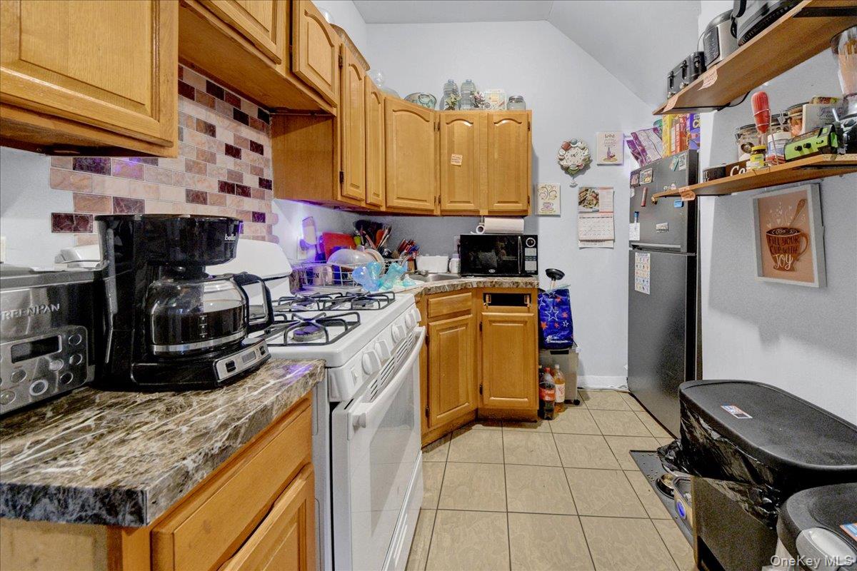 5th image of 1546 Leland Ave, New York, NY 10460 | MLS# 1034730