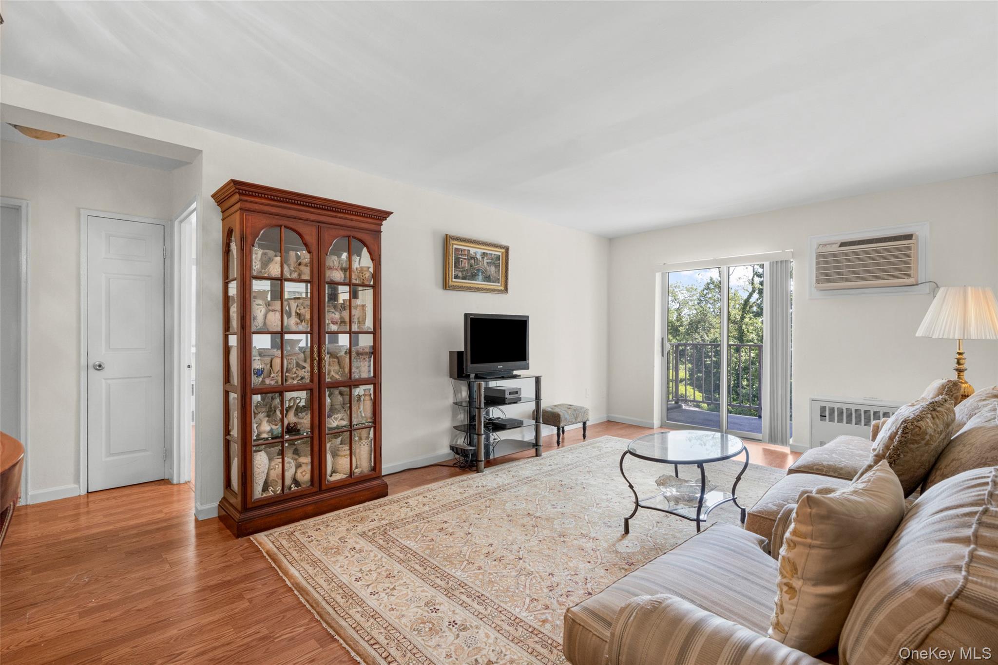 3rd image of 20 Secor Pl #2S, Yonkers, NY 10704 | MLS# 1034749
