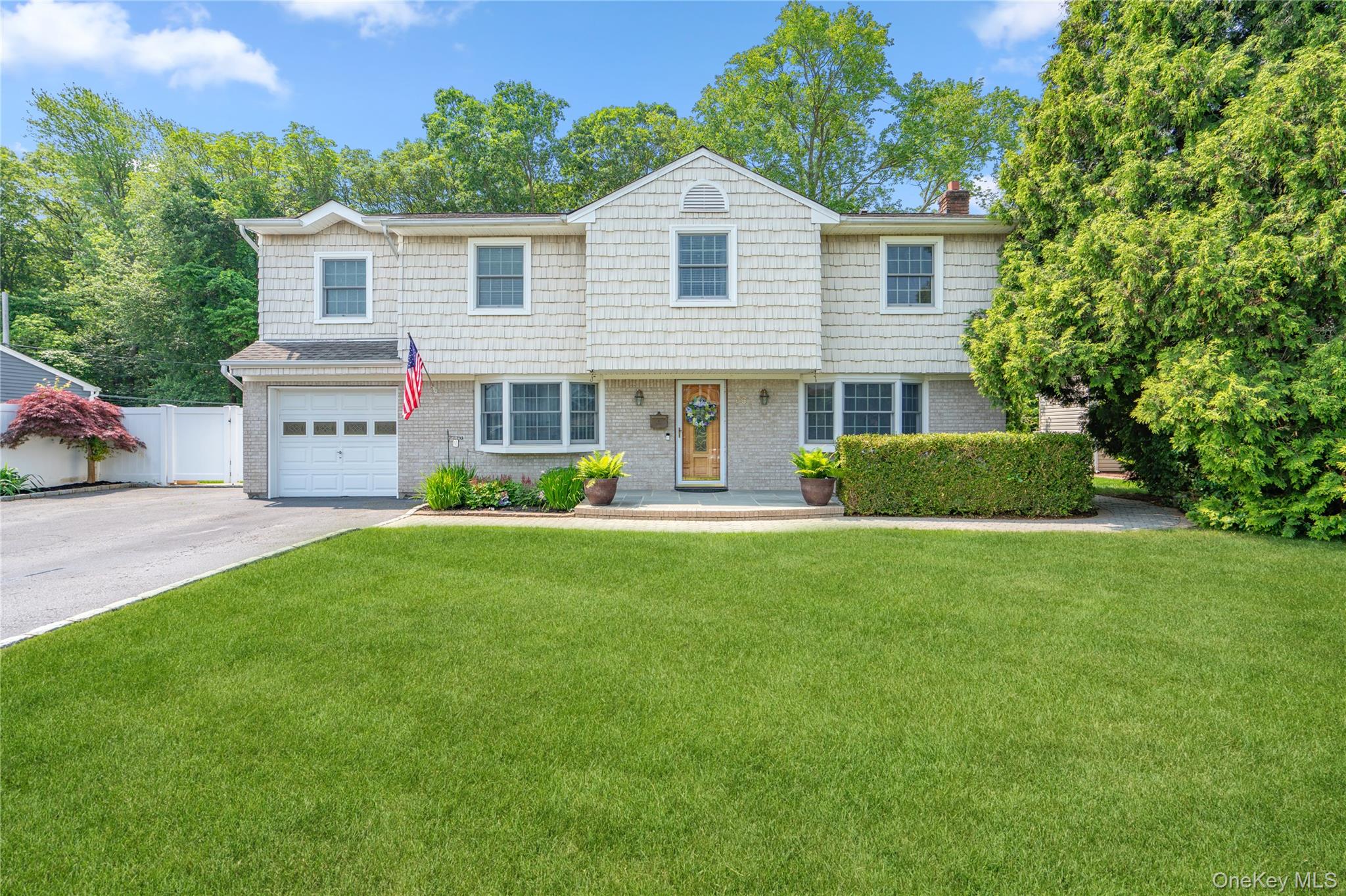 1st image of 36 Richmond St, Islip, NY 11751 | MLS# 1034783