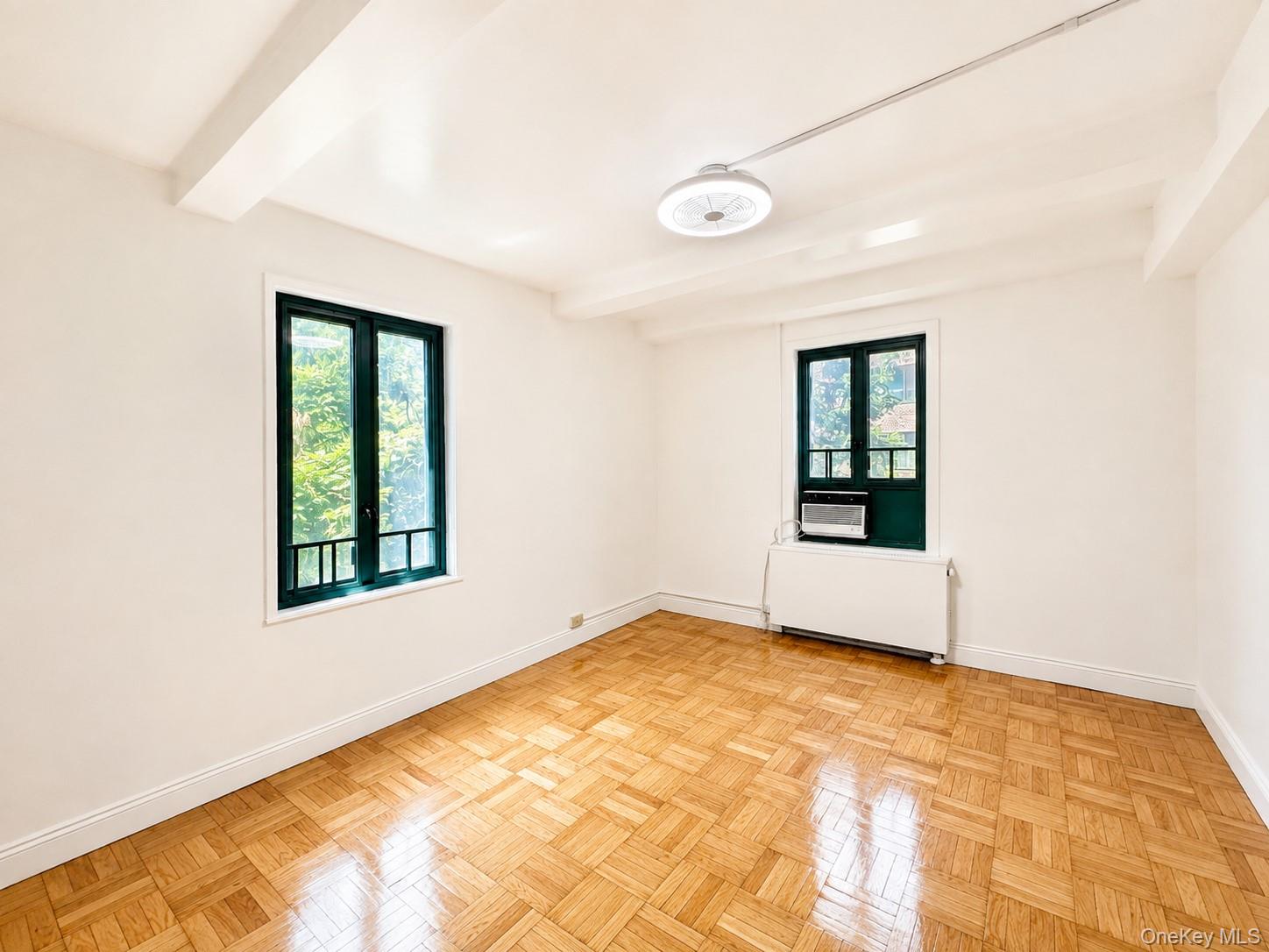 2nd image of 1564 Unionport Rd, New York, NY 10462