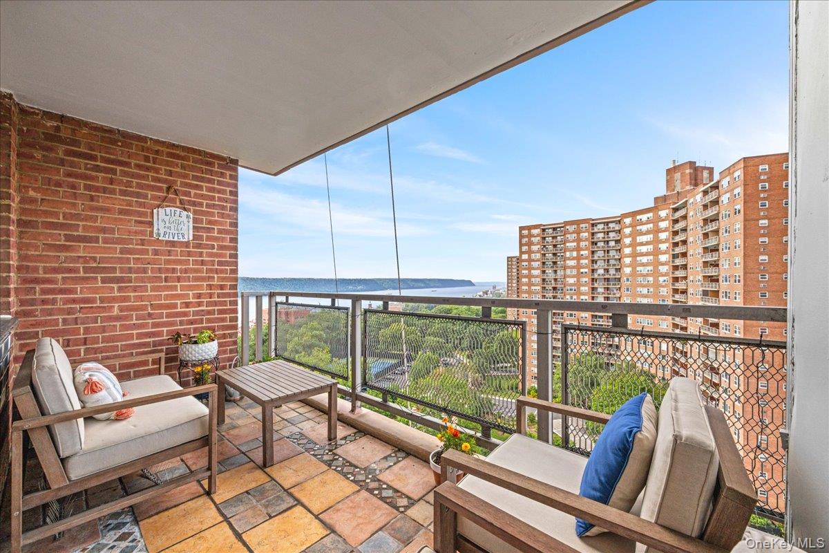 5th image of 5700 Arlington Ave #18V, New York, NY 10471 | MLS# 1034837