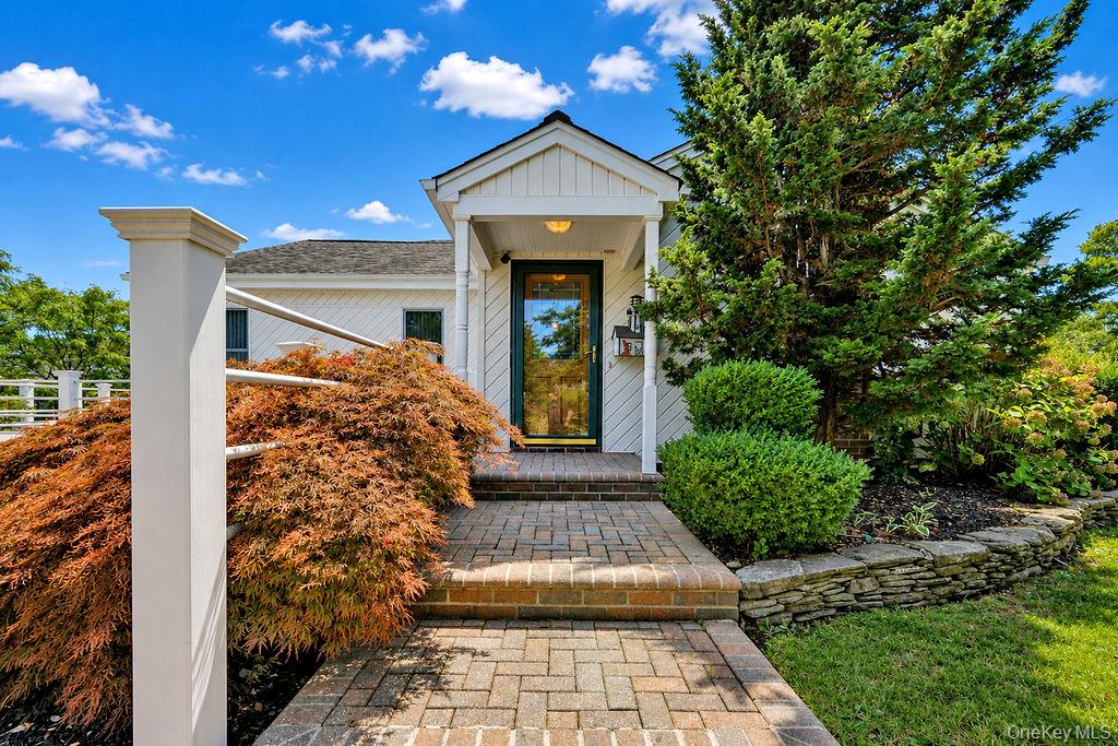 2nd image of 8 Stuart Ave, Babylon, NY 11701 | MLS# 1034942