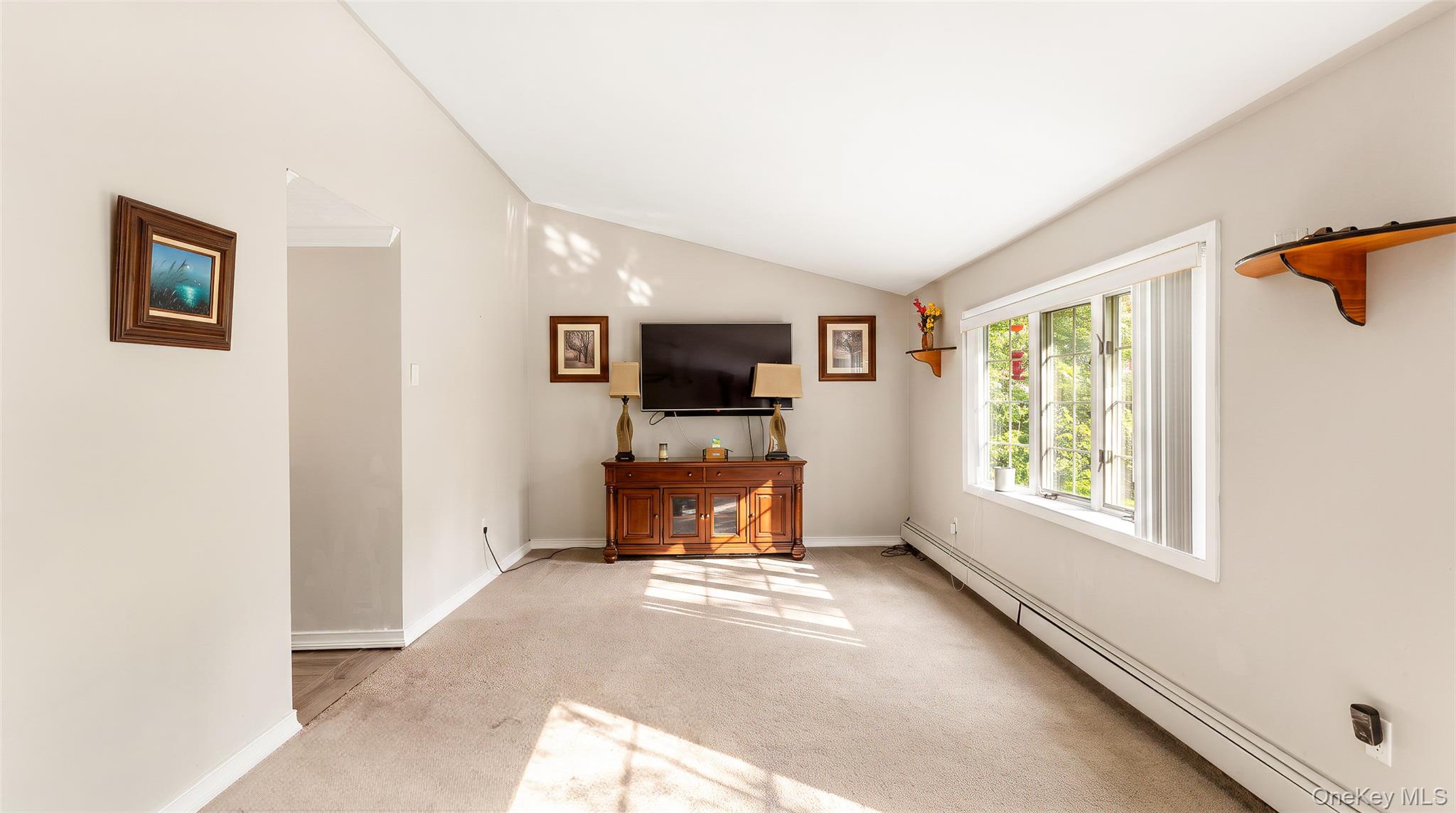 4th image of 2 Pinetop Dr, Brookhaven, NY 11967 | MLS# 1034963