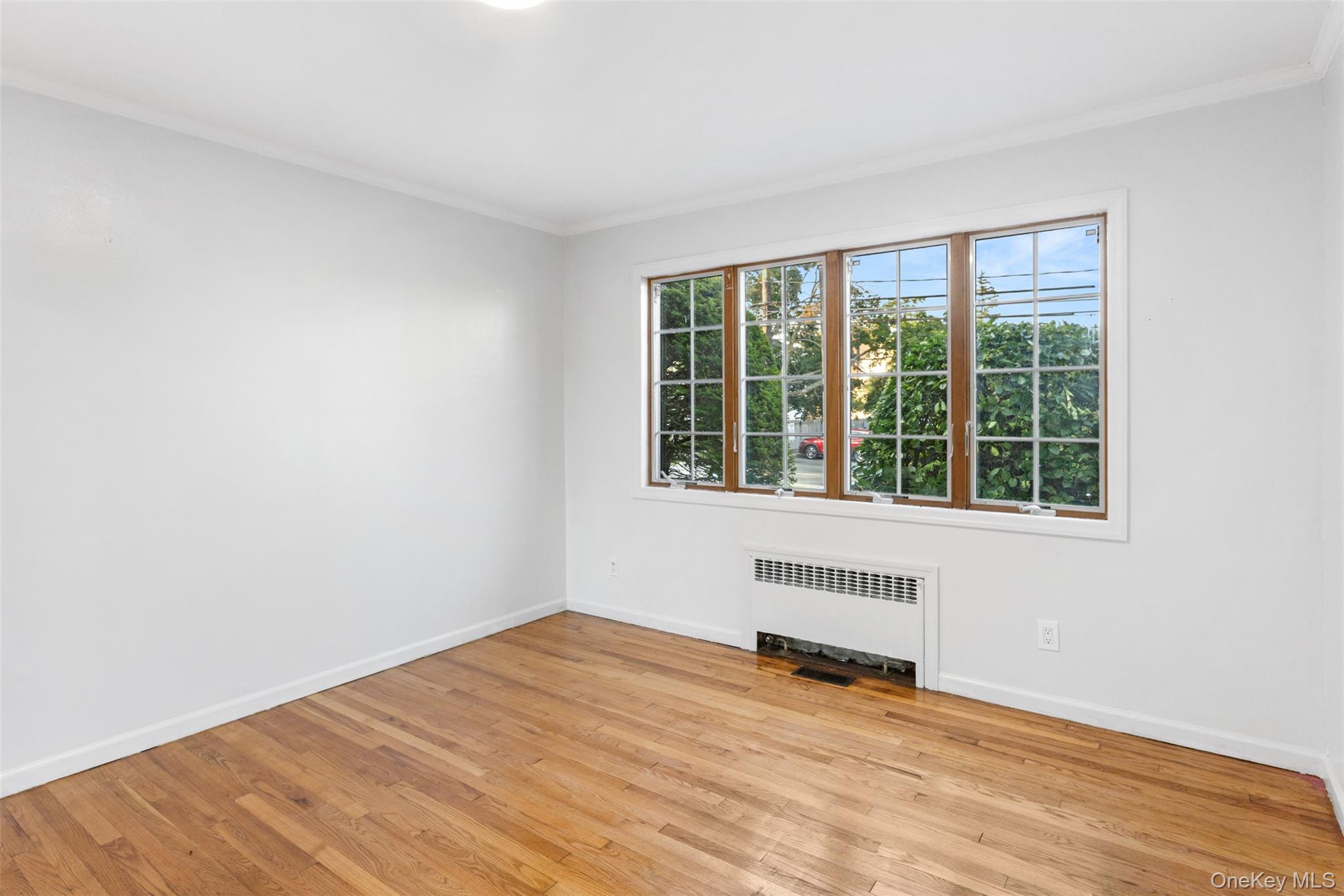 4th image of 336 Scranton Ave, Hempstead, NY 11563 | MLS# 1034969