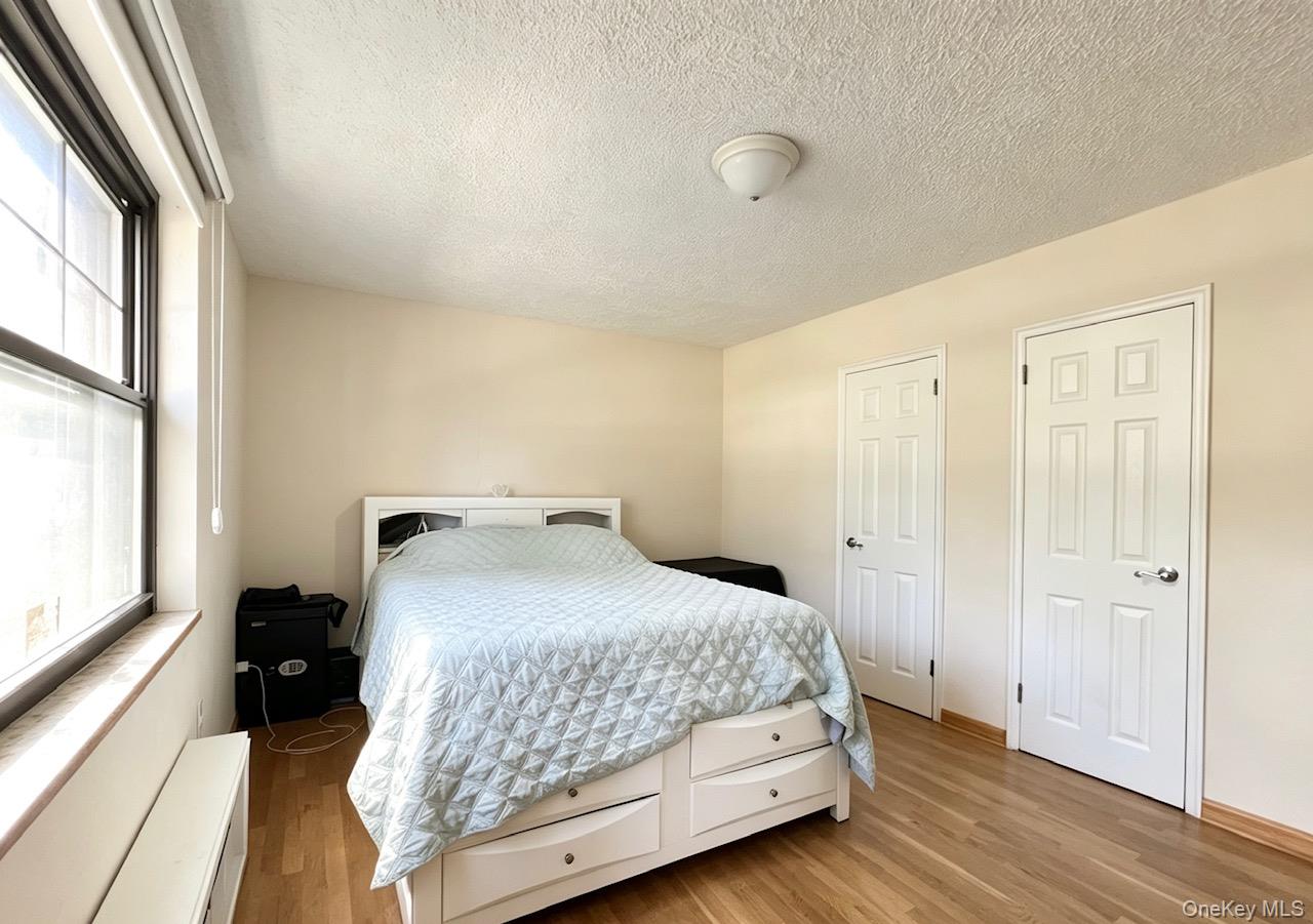 4th image of 67-67 136Th St, New York, NY 11367