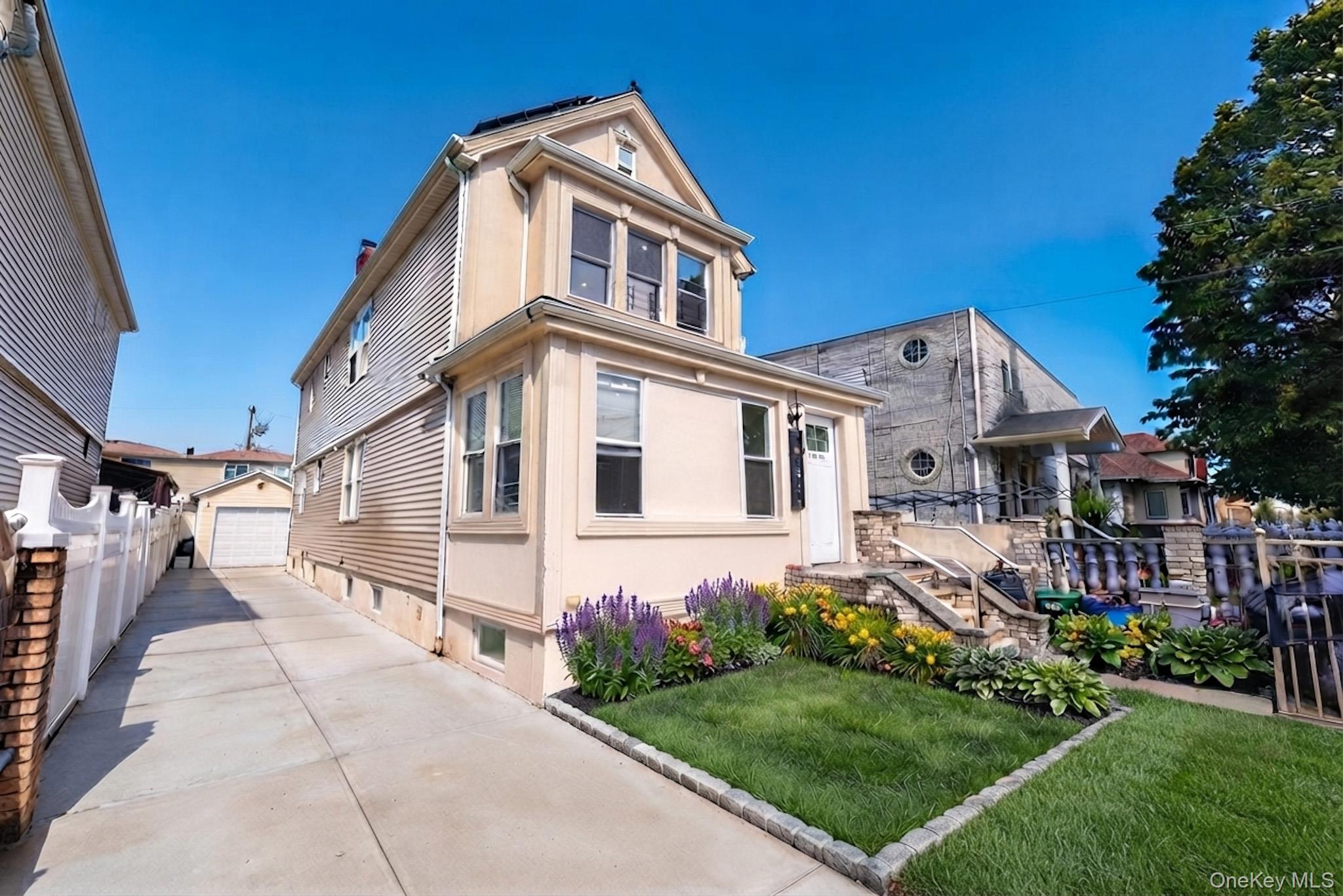 25th image of 119 16 164th St, New York, NY 11434 | MLS# 1034994